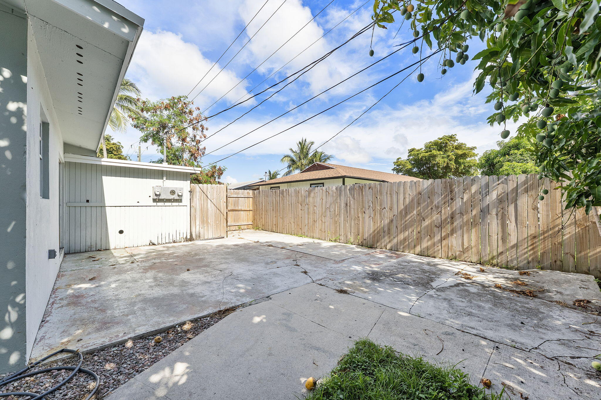 PALM BEACH FARMS CO 7 - Residential Income