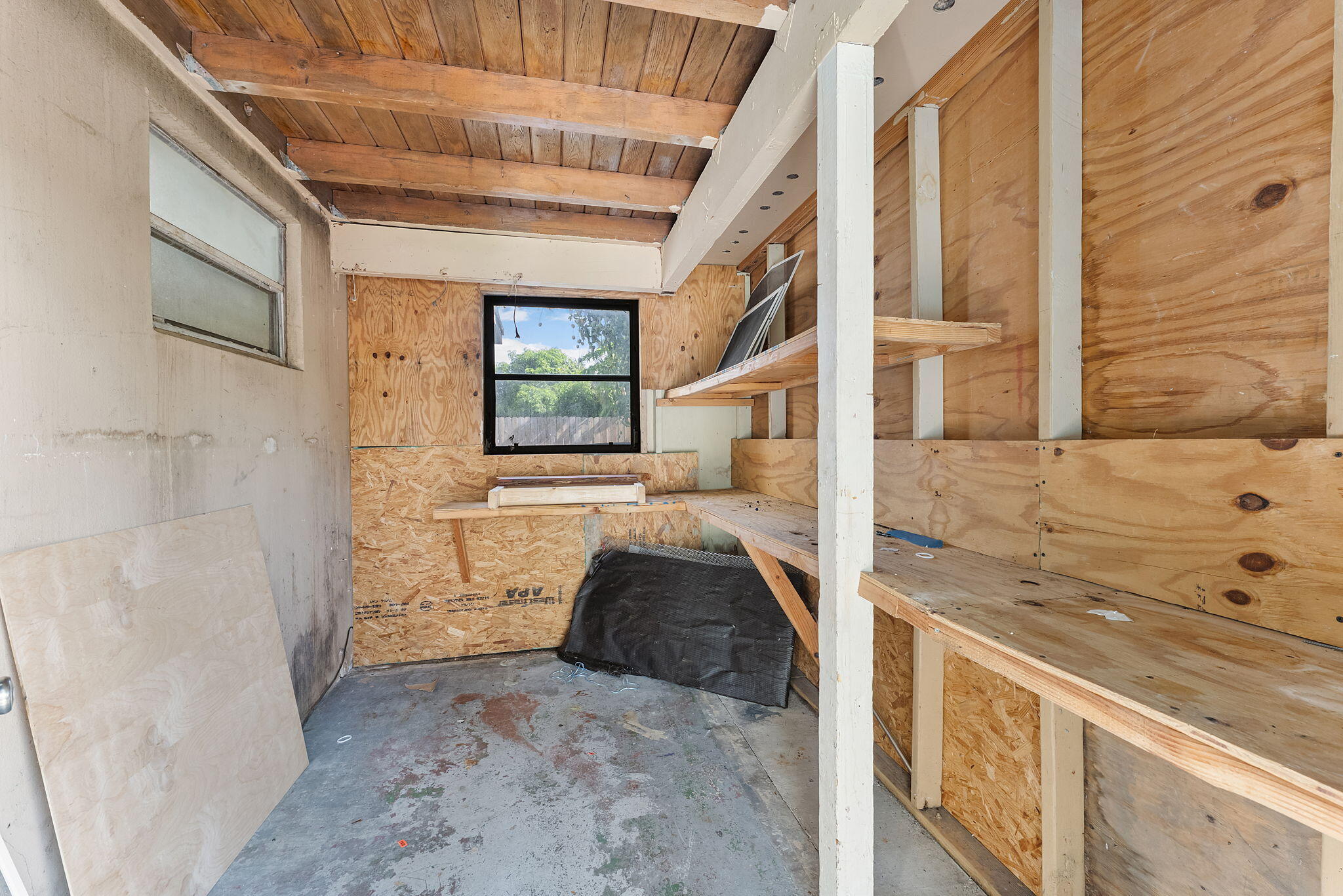 PALM BEACH FARMS CO 7 - Residential Income