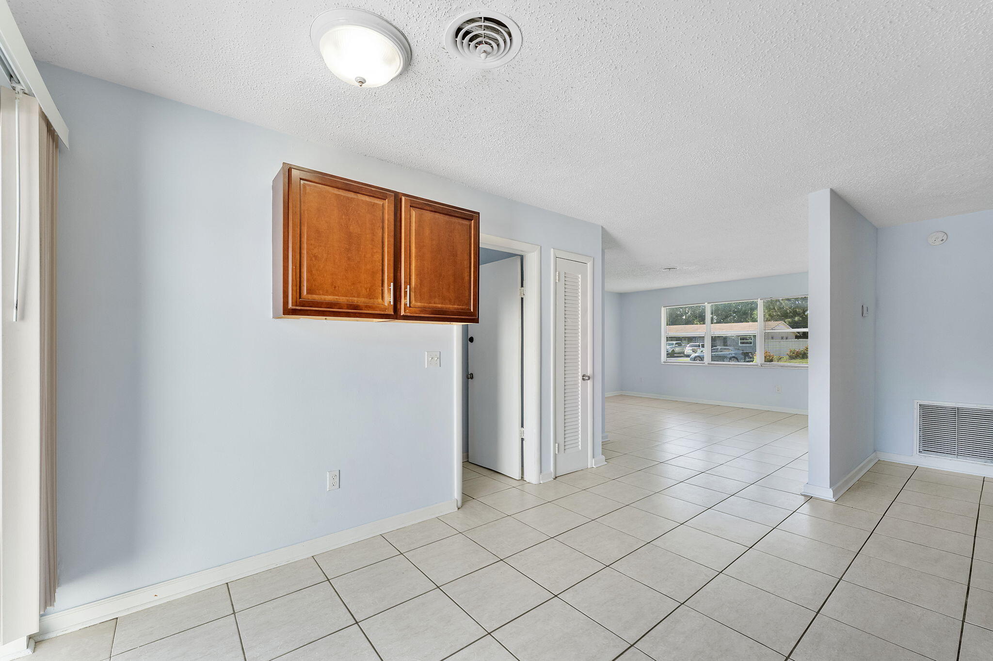 PALM BEACH FARMS CO 7 - Residential Income