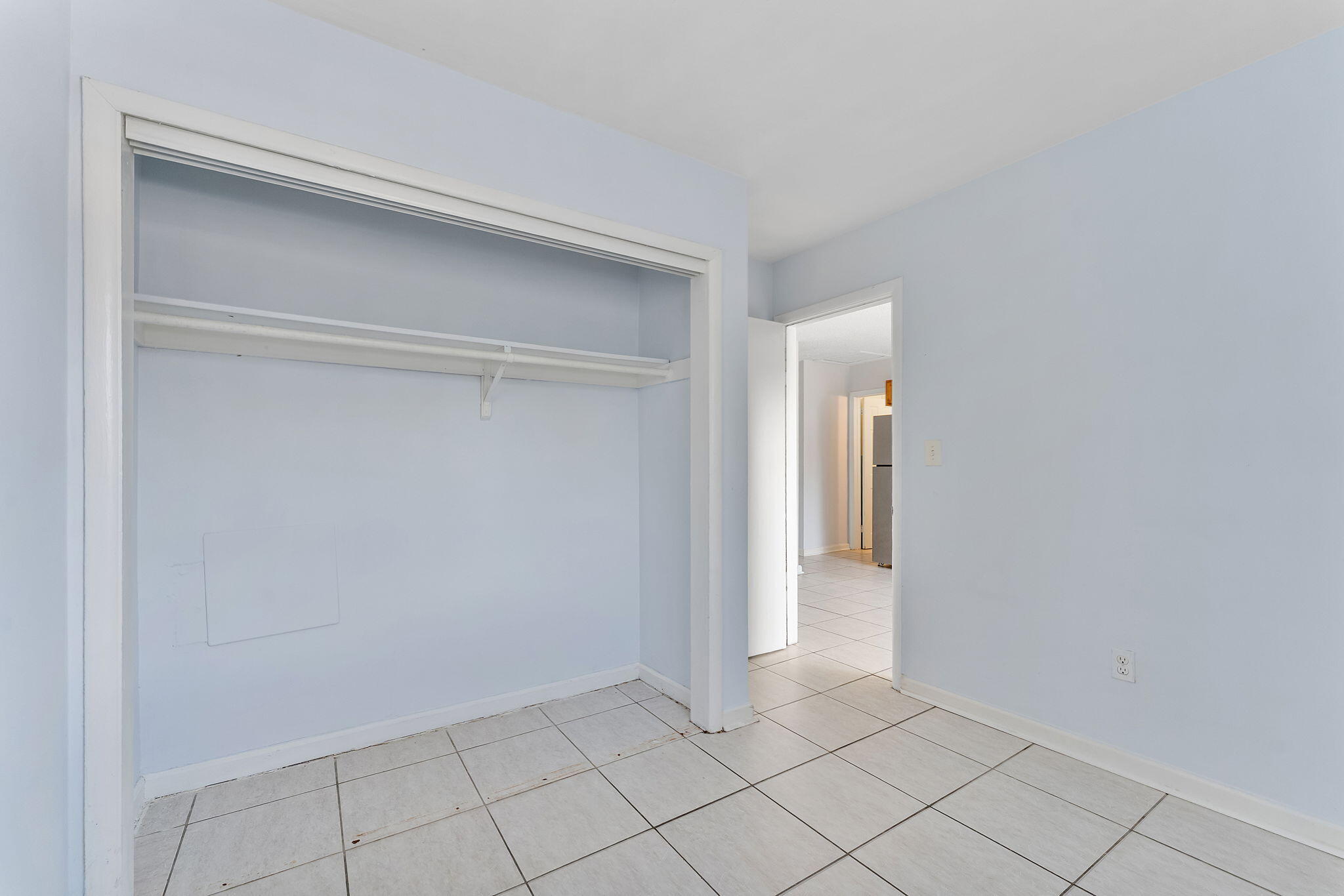 PALM BEACH FARMS CO 7 - Residential Income