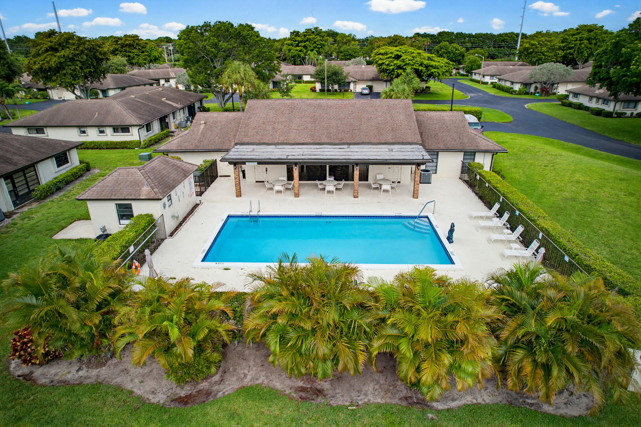 GREENTREE VILLAS CONDO - Residential