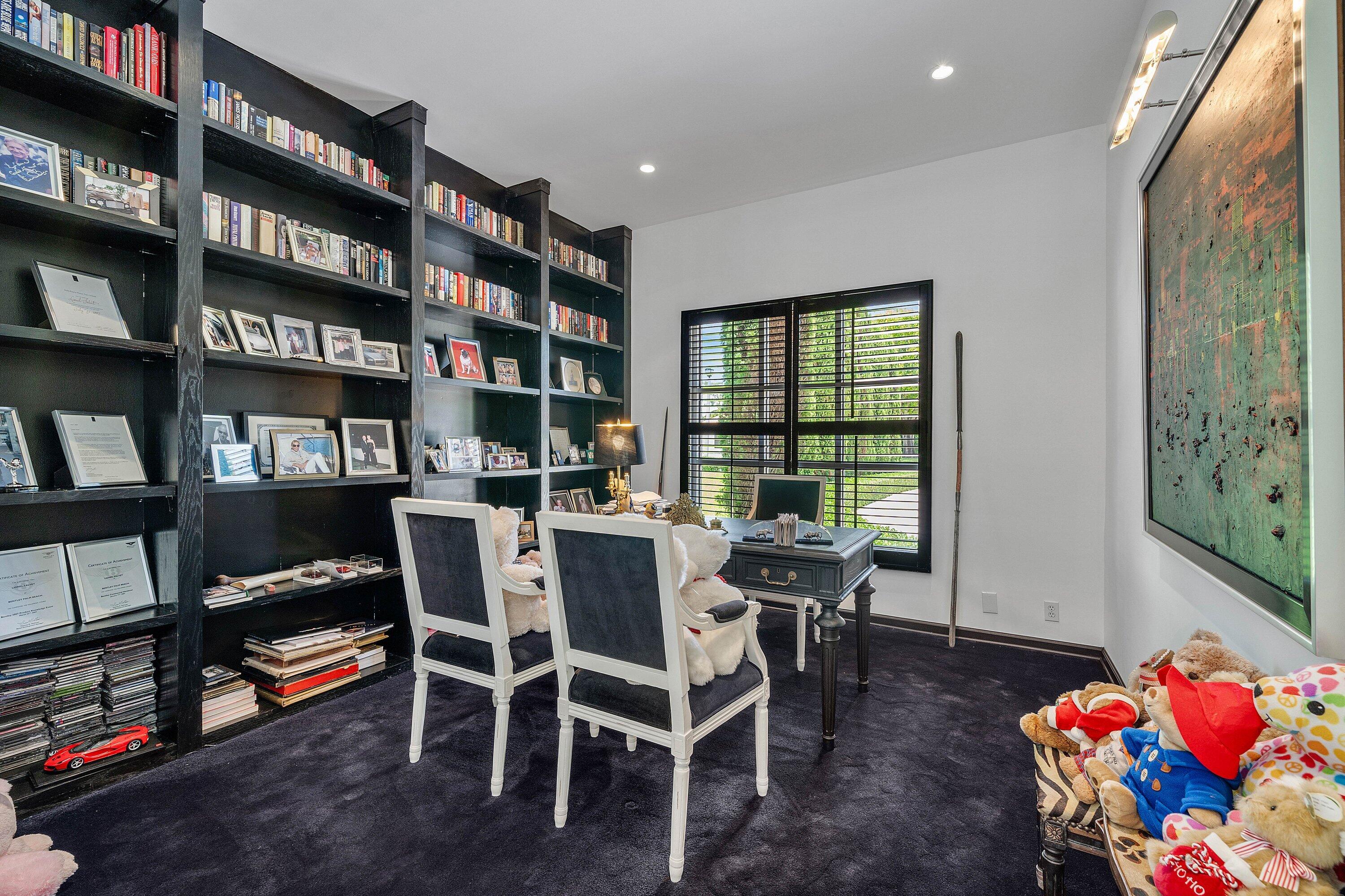BREAKERS WEST 5 - Residential
