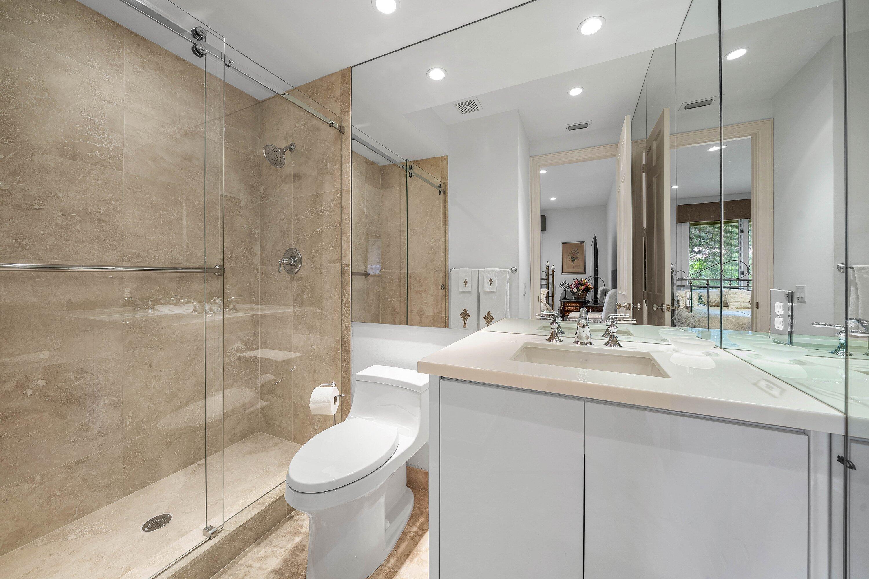 BREAKERS WEST 5 - Residential