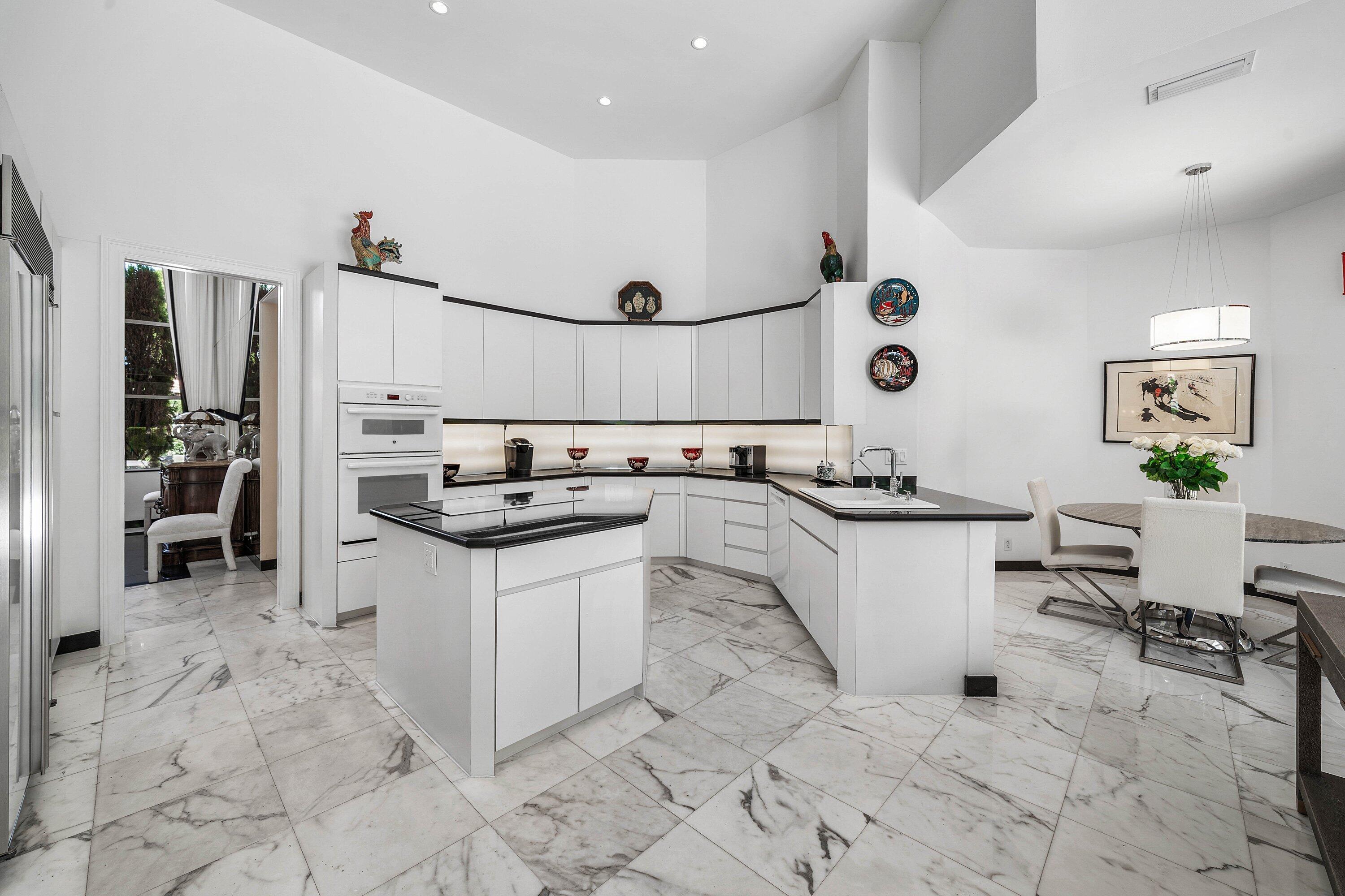 BREAKERS WEST 5 - Residential