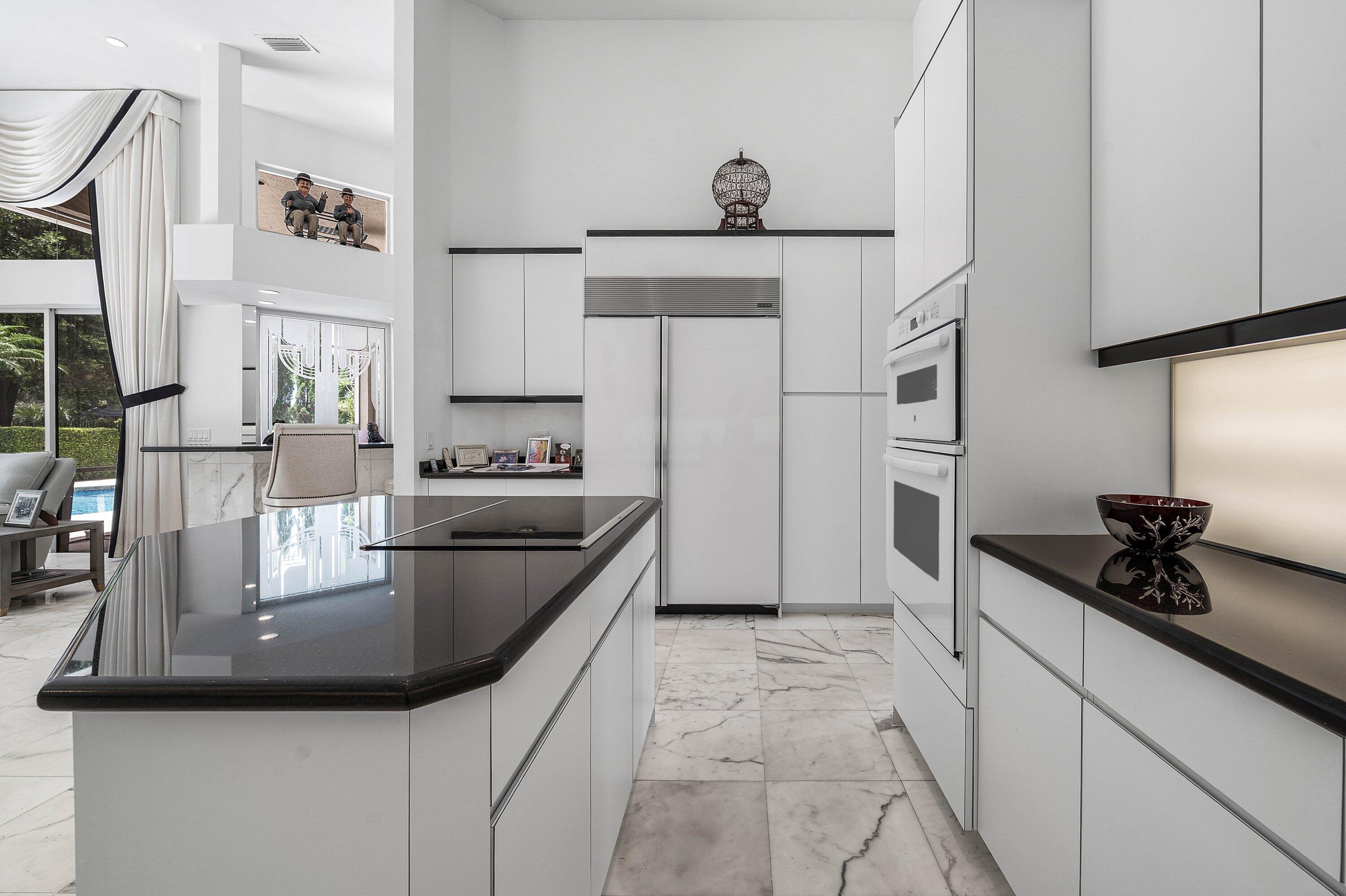 BREAKERS WEST 5 - Residential