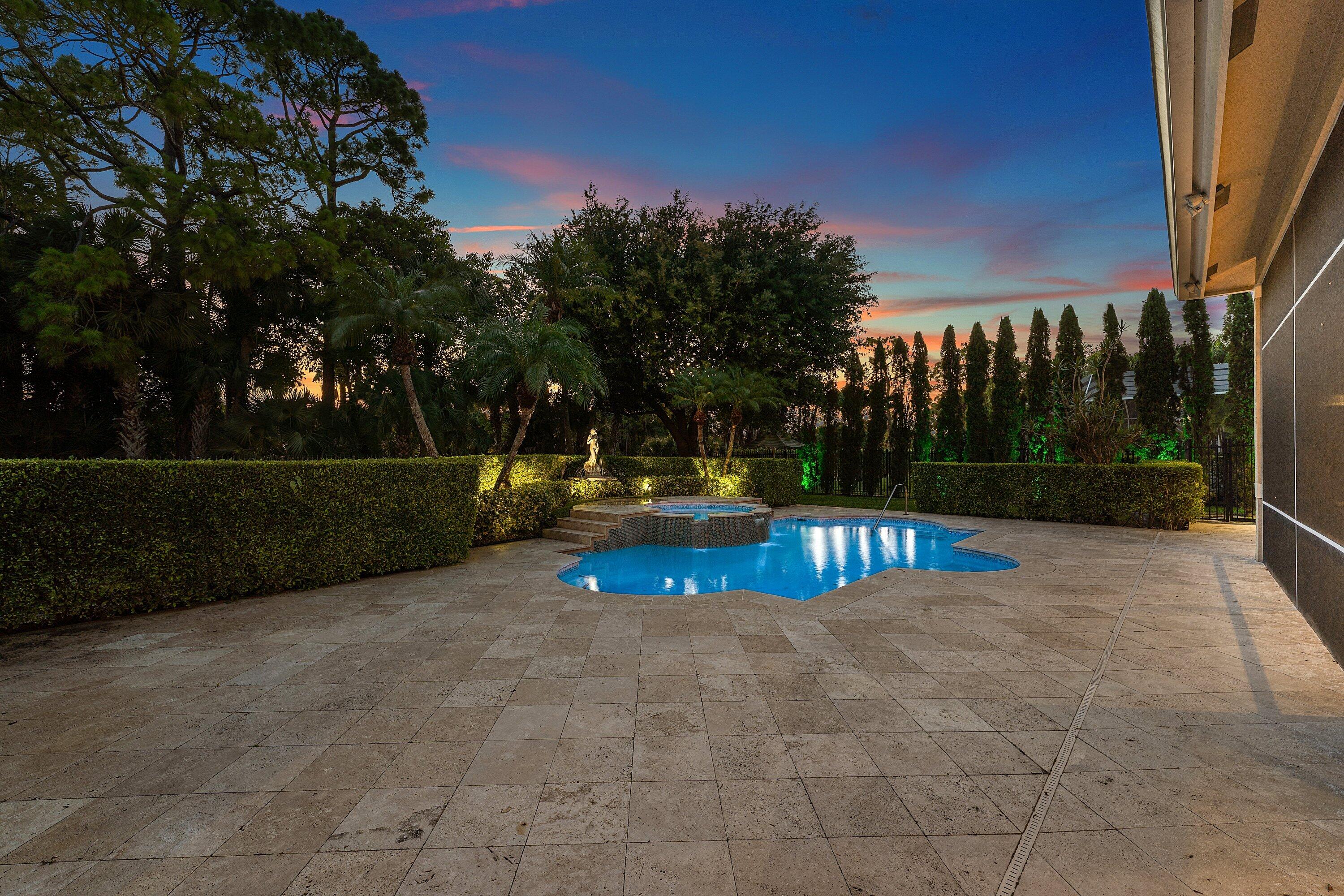 BREAKERS WEST 5 - Residential
