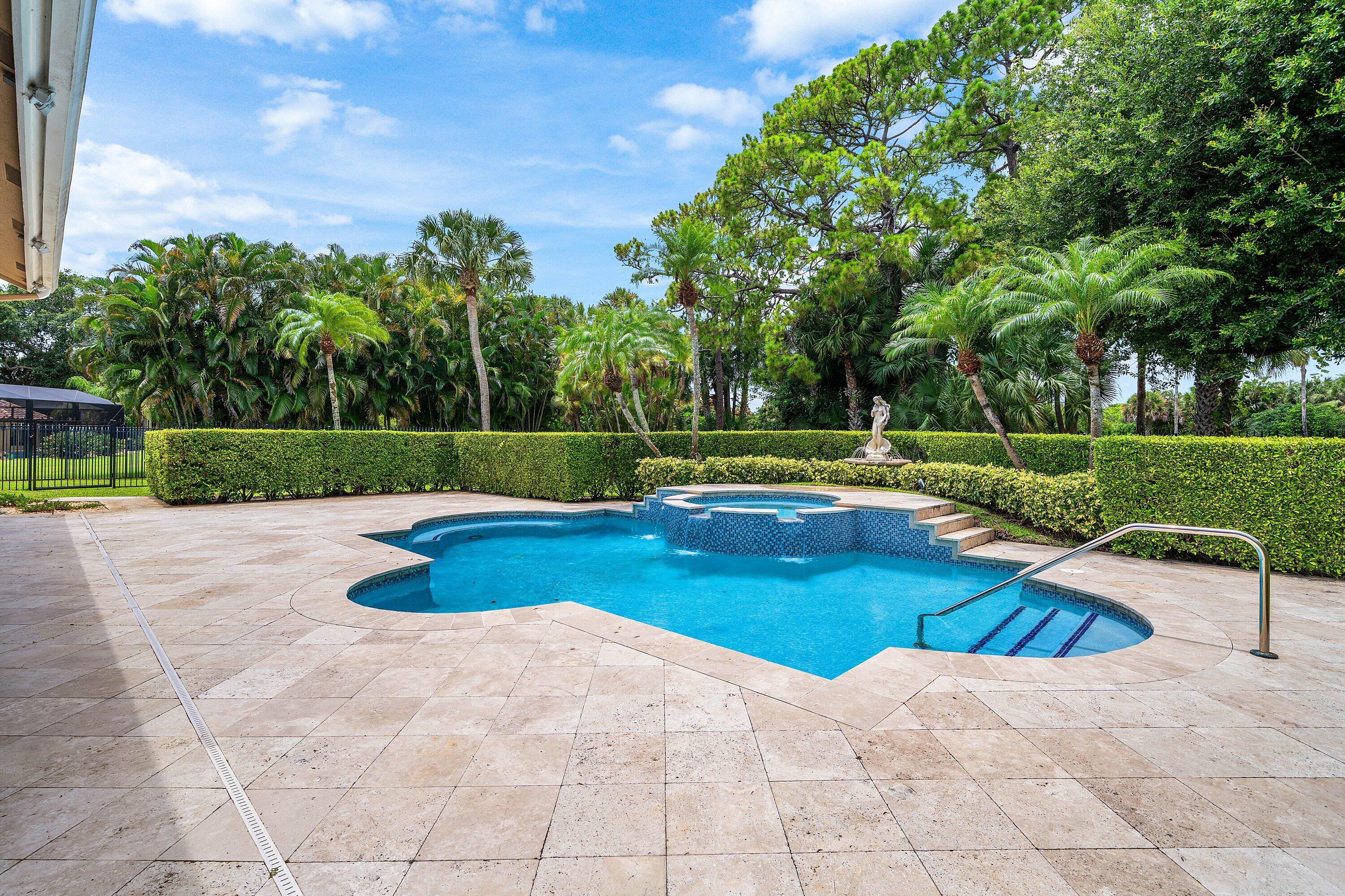 BREAKERS WEST 5 - Residential
