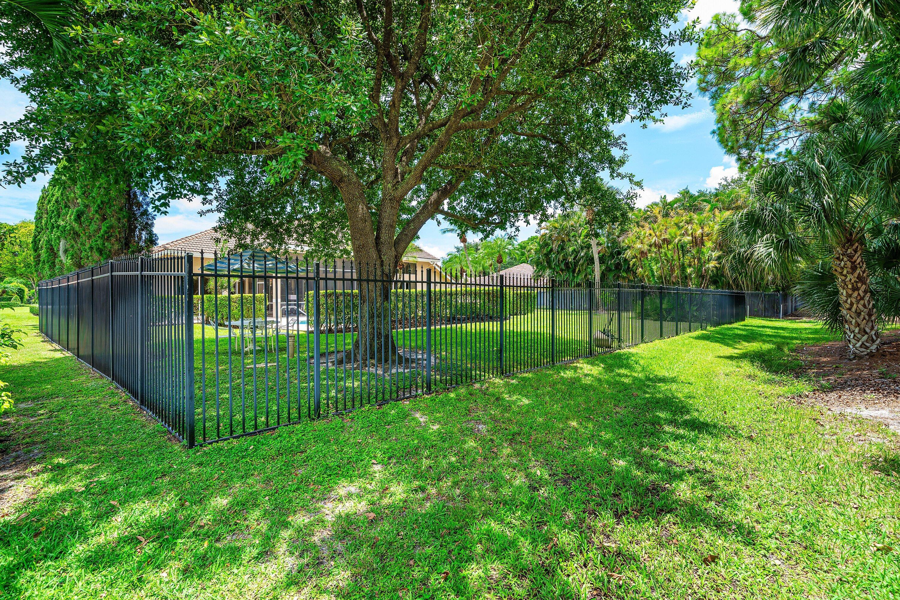 BREAKERS WEST 5 - Residential
