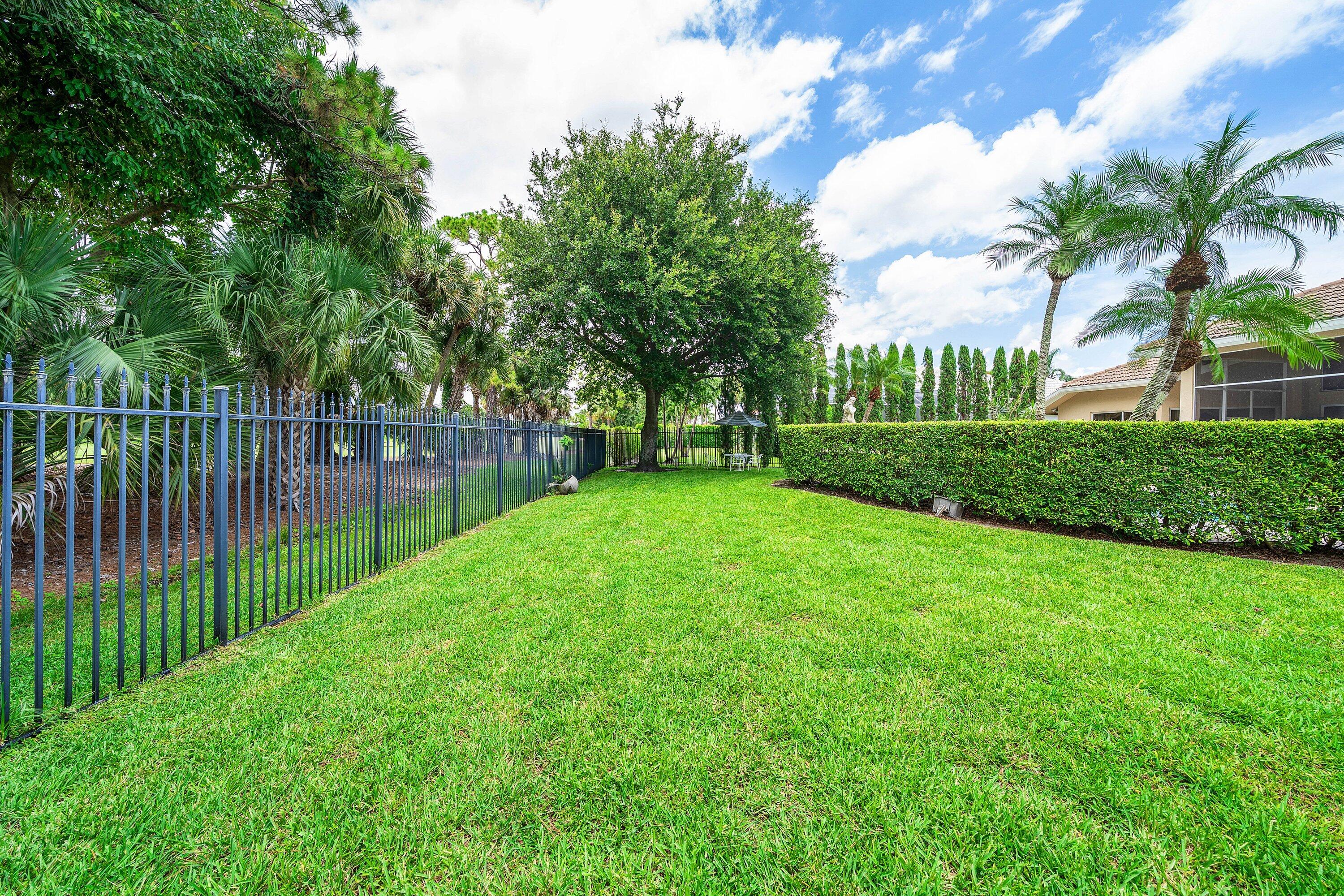 BREAKERS WEST 5 - Residential