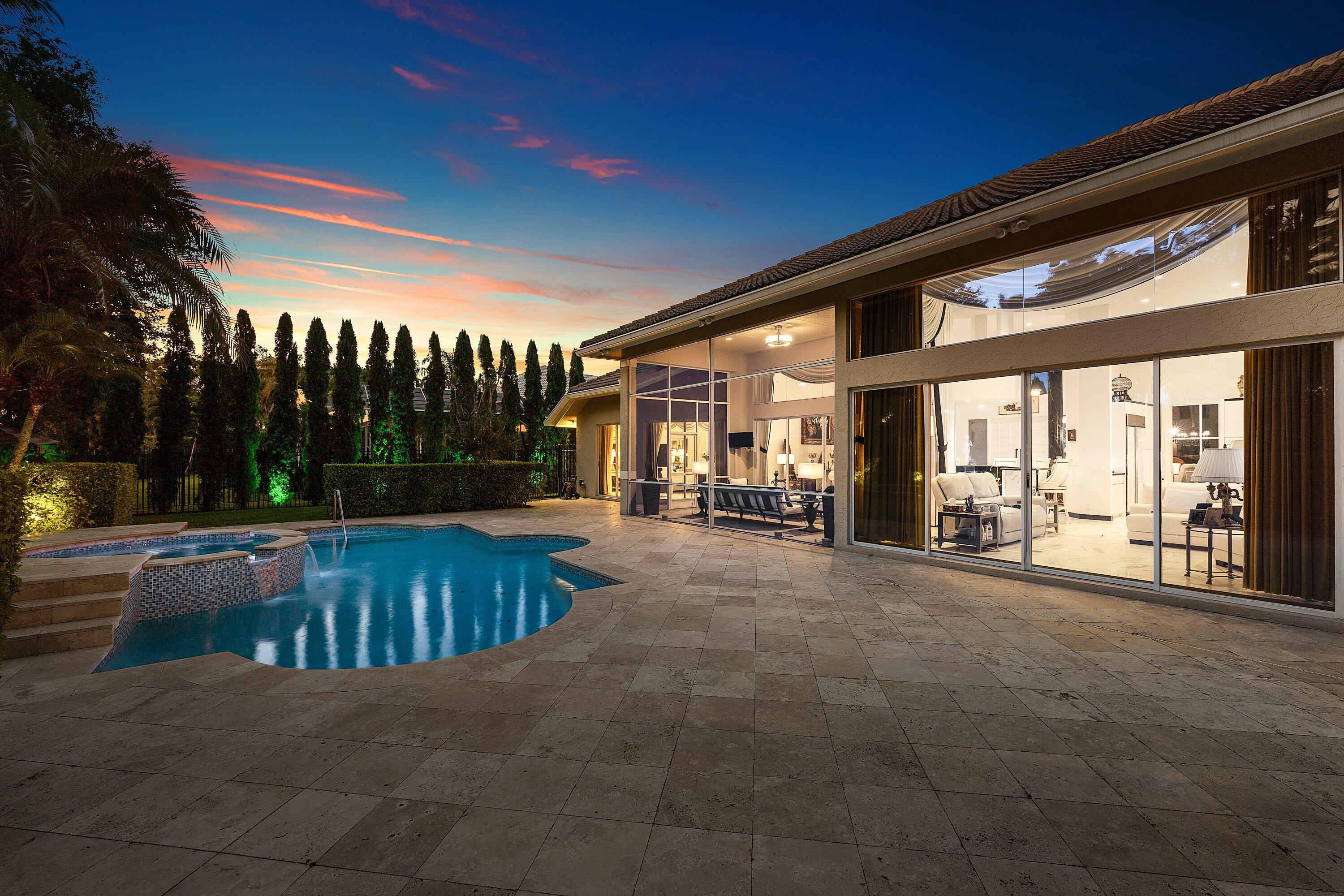 BREAKERS WEST 5 - Residential