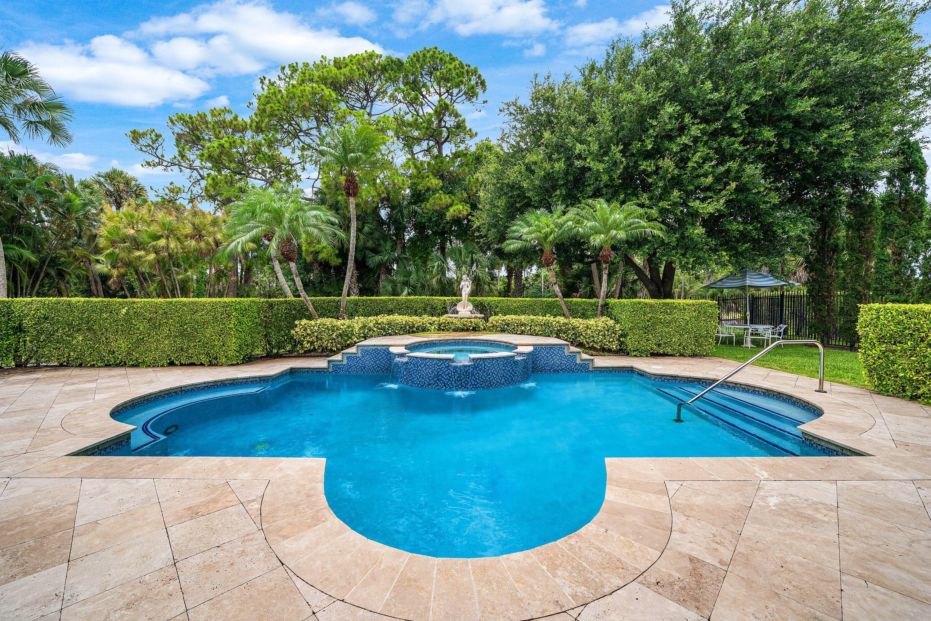 BREAKERS WEST 5 - Residential