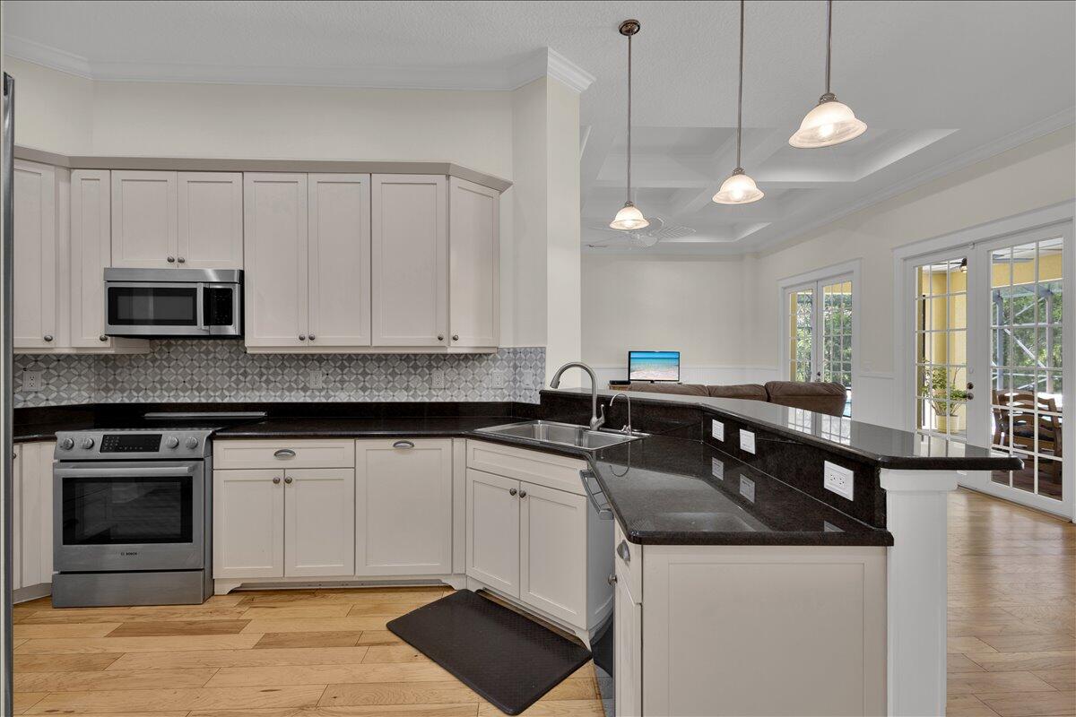 PGA VILLAGE - SABAL CREEK - Residential