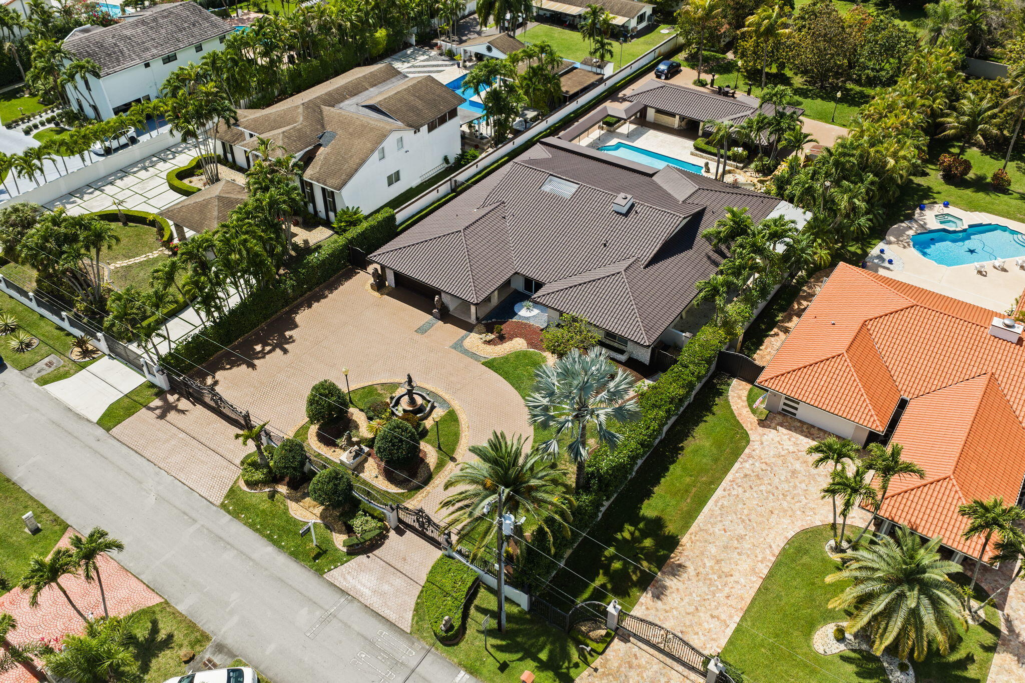 J G HEADS FARMS - Residential