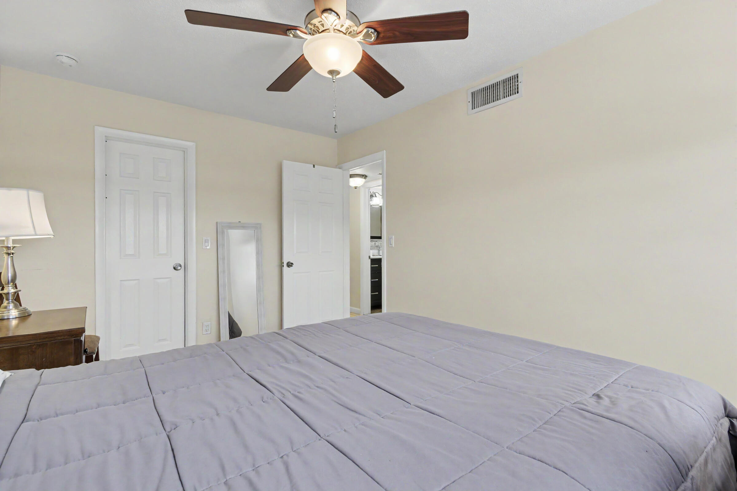 MAYBURY MANSIONS CONDO - Residential Lease