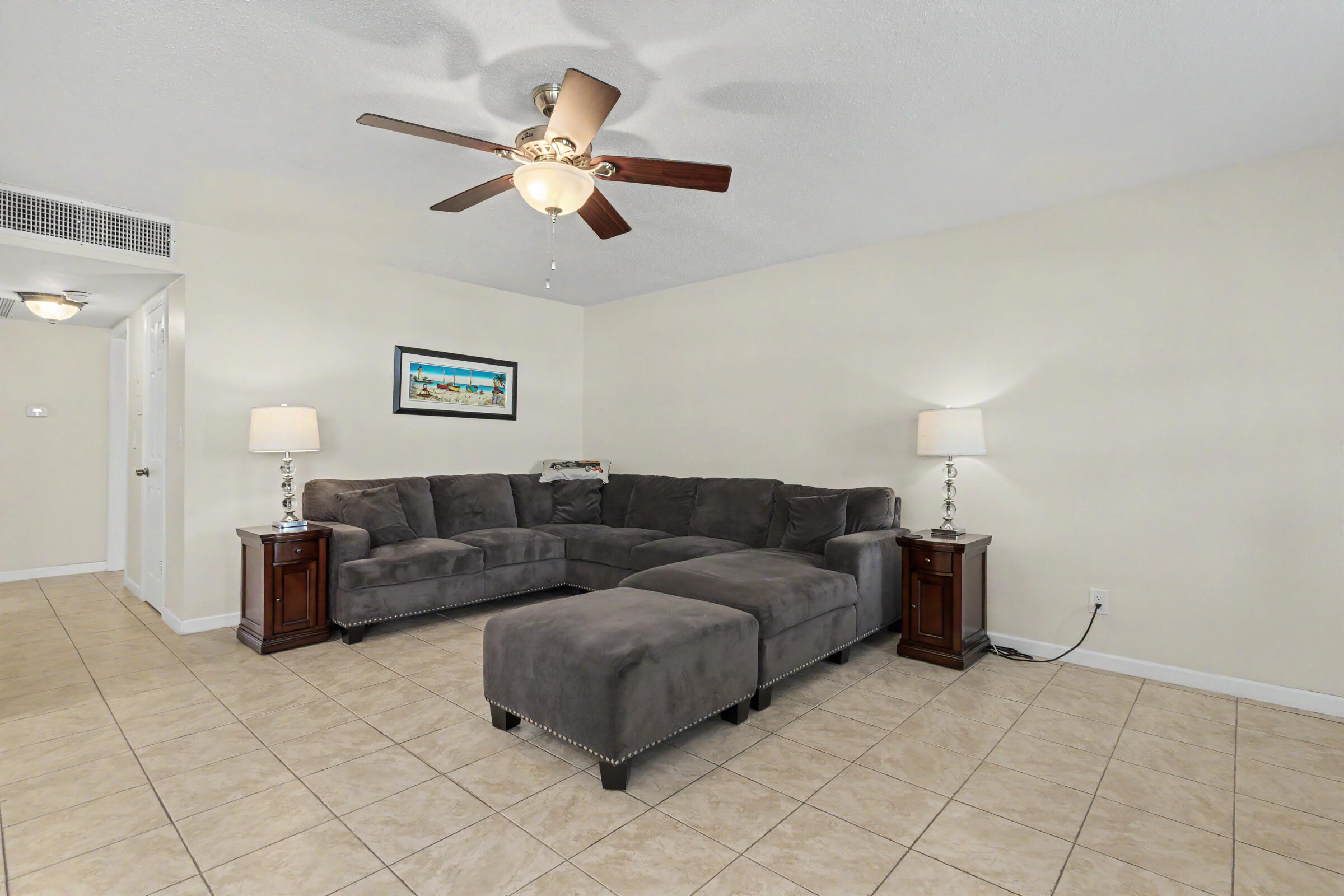 MAYBURY MANSIONS CONDO - Residential Lease