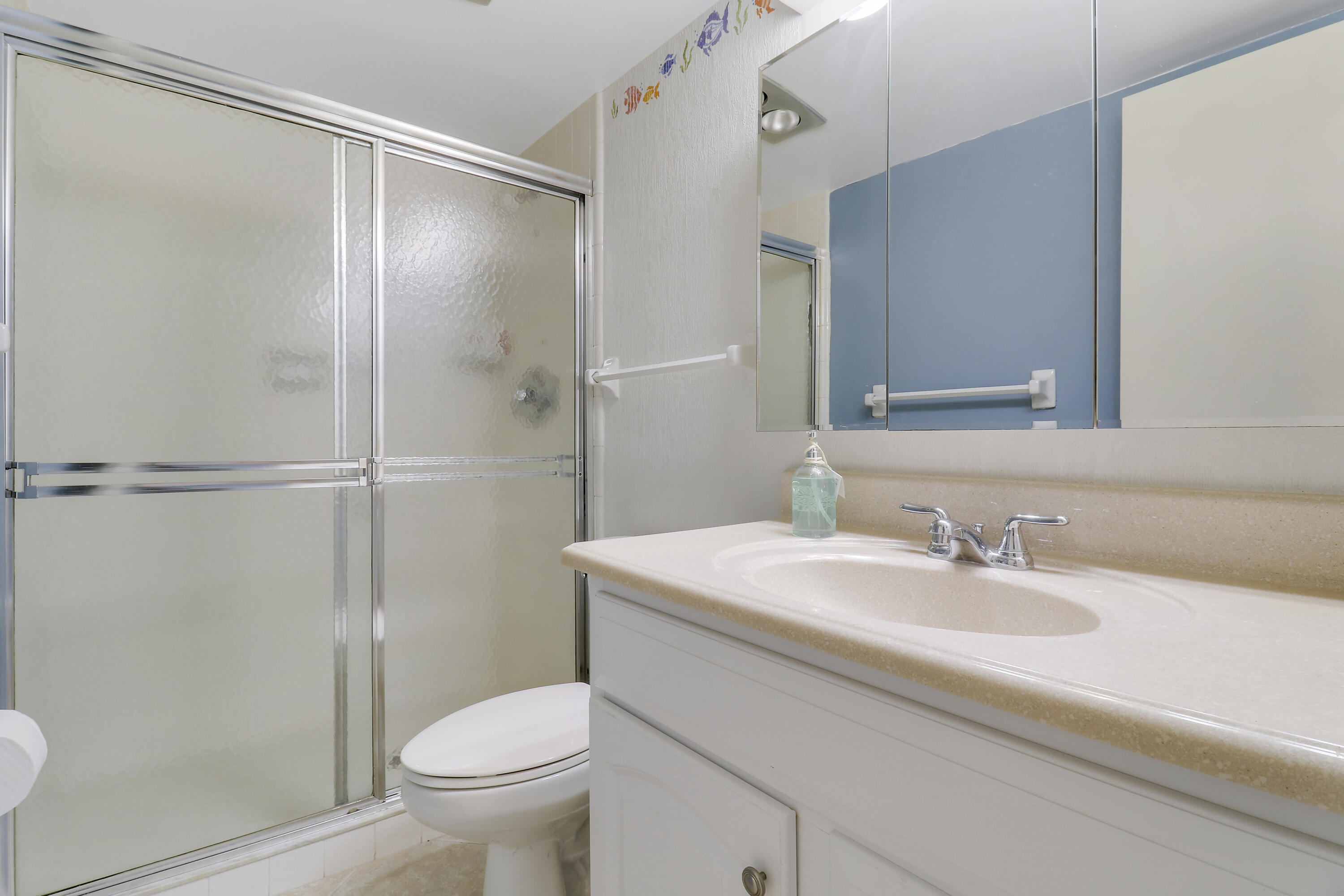 TEQUESTA GARDEN COND NO 6 S 526 FT OF PAR 2 TEQUES - Residential