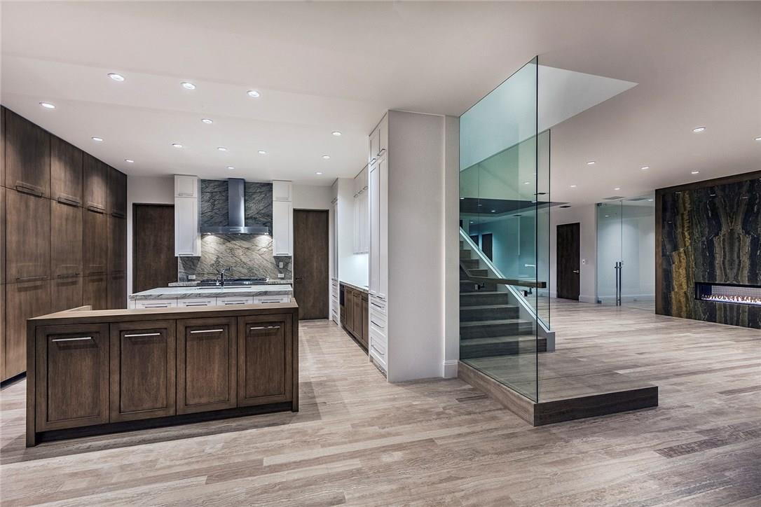 RIO VISTA ISLES - Residential