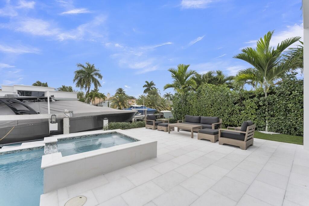 Tropic Isle In - Residential