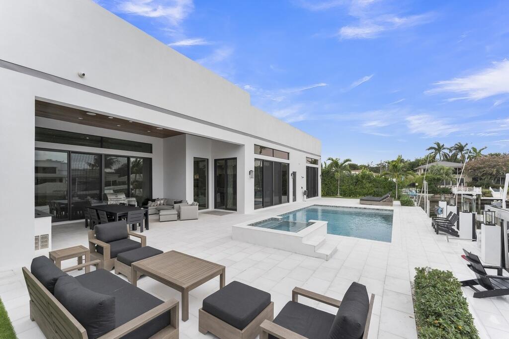 Tropic Isle In - Residential