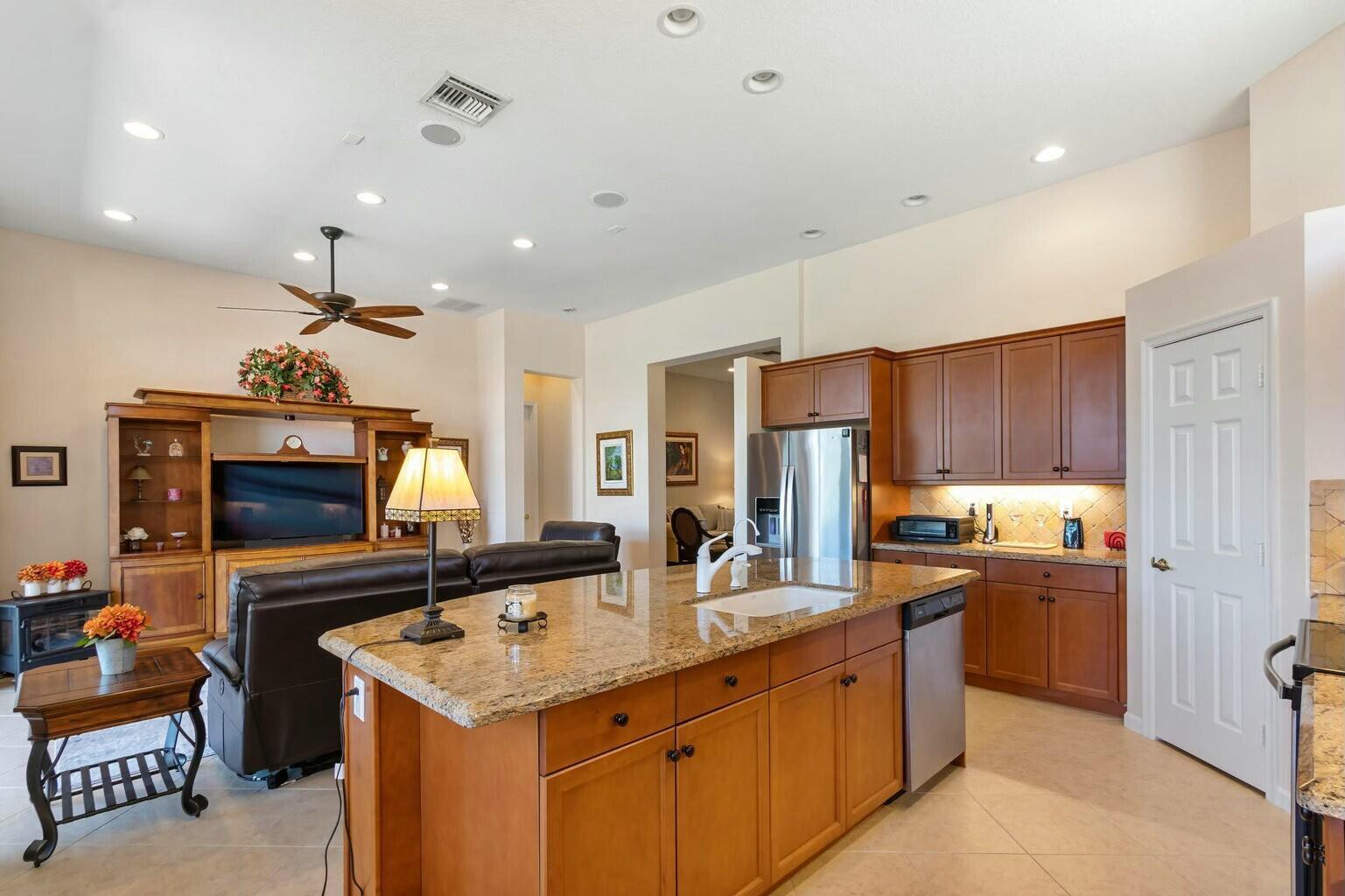 Buena Vida - Residential