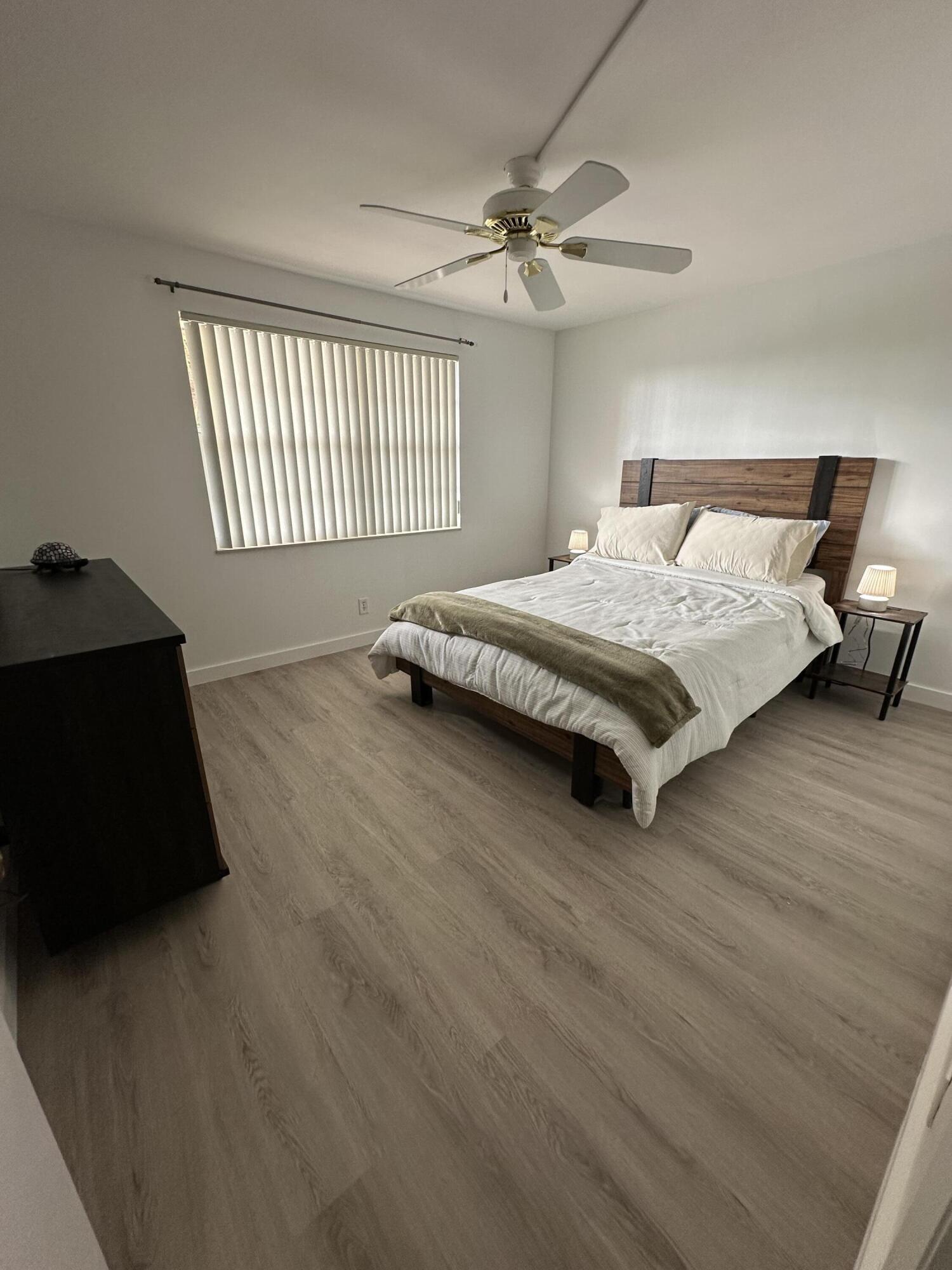 MEADOWBROOK LAKES VIEW CONDO - Residential Lease