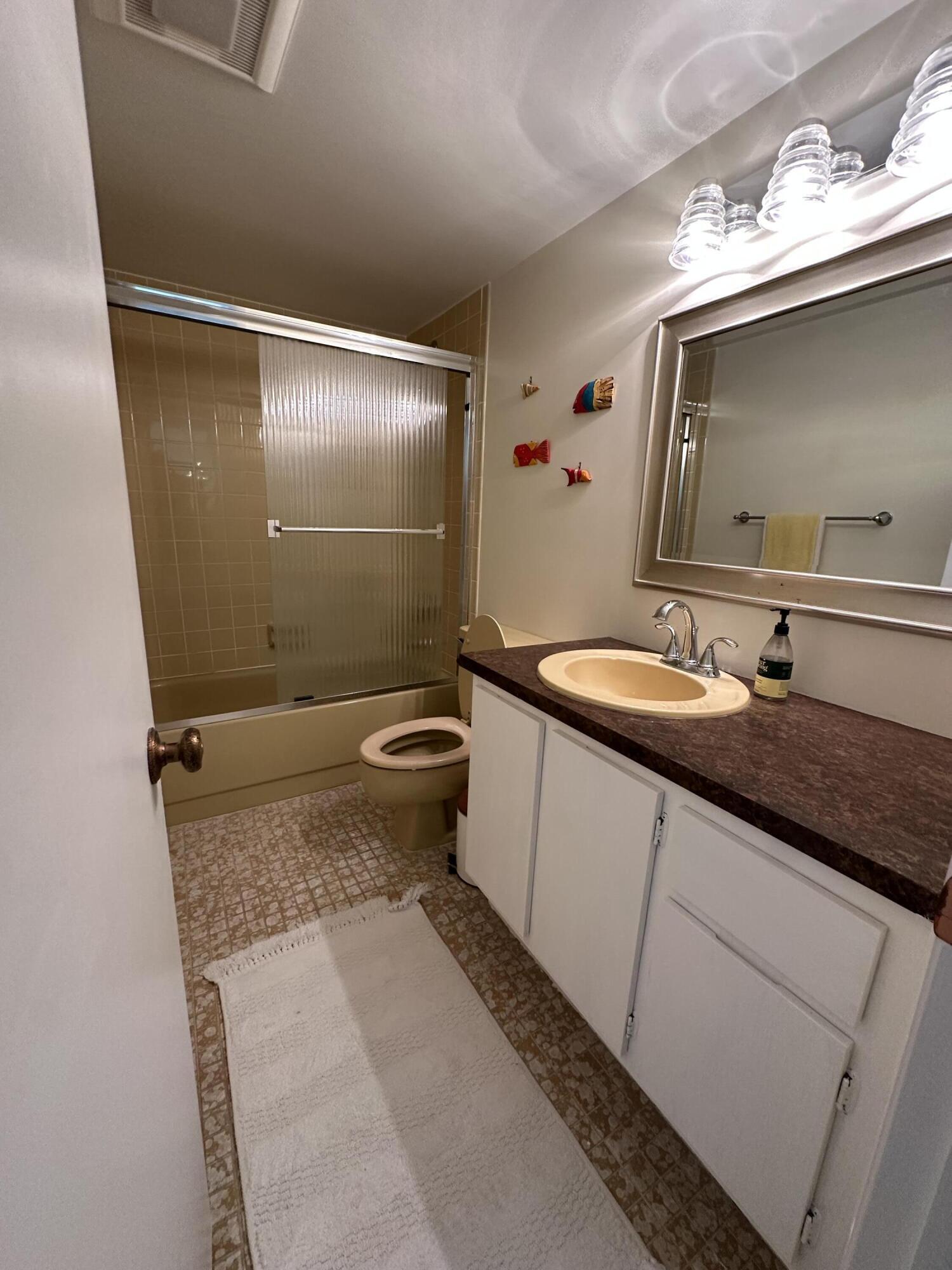 MEADOWBROOK LAKES VIEW CONDO - Residential Lease