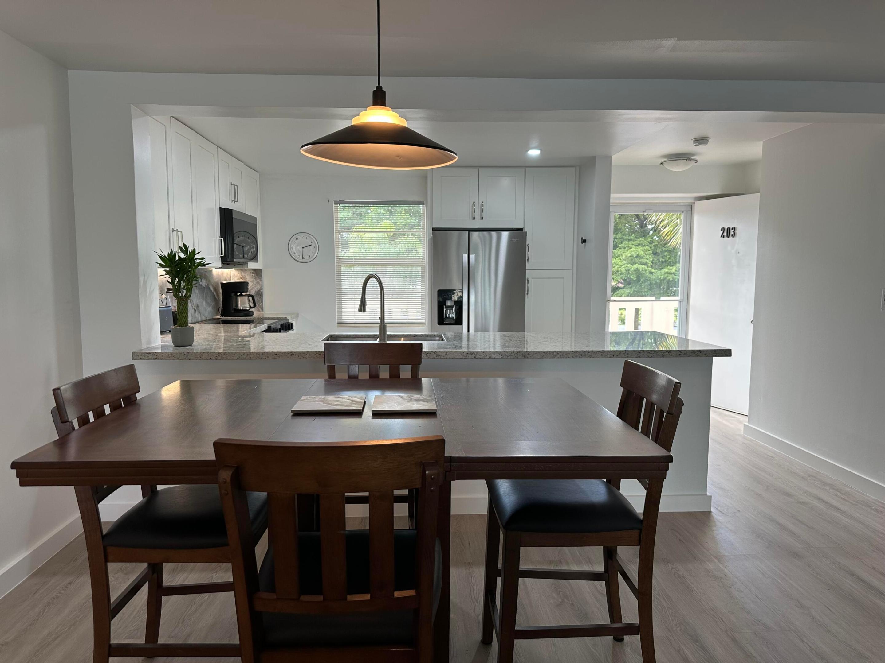 MEADOWBROOK LAKES VIEW CONDO - Residential Lease
