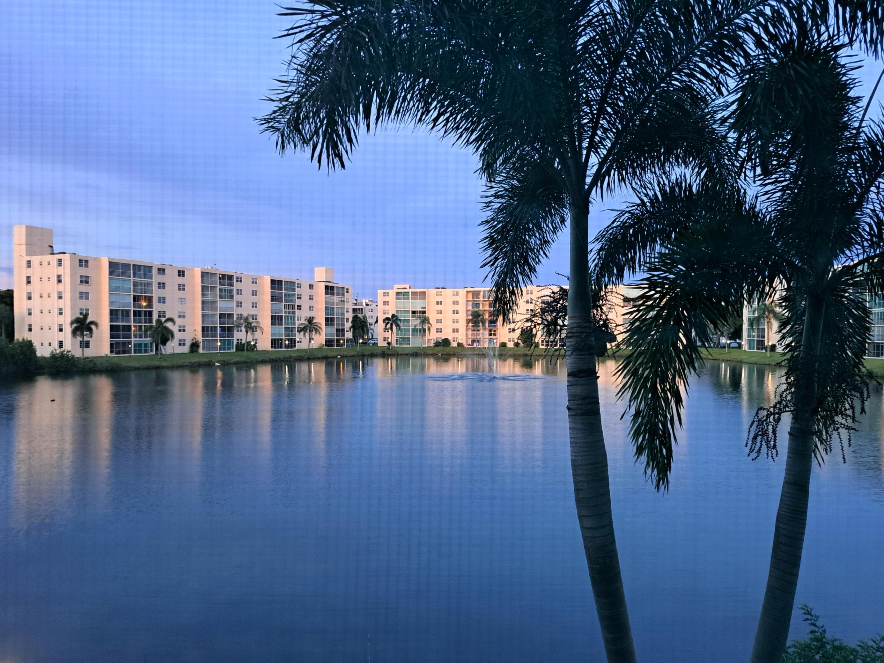 MEADOWBROOK LAKES VIEW CONDO - Residential Lease