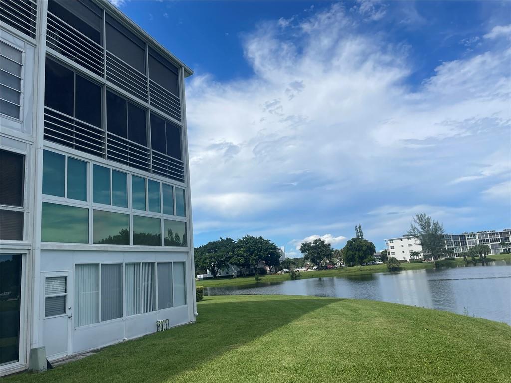 Century Village East - Residential