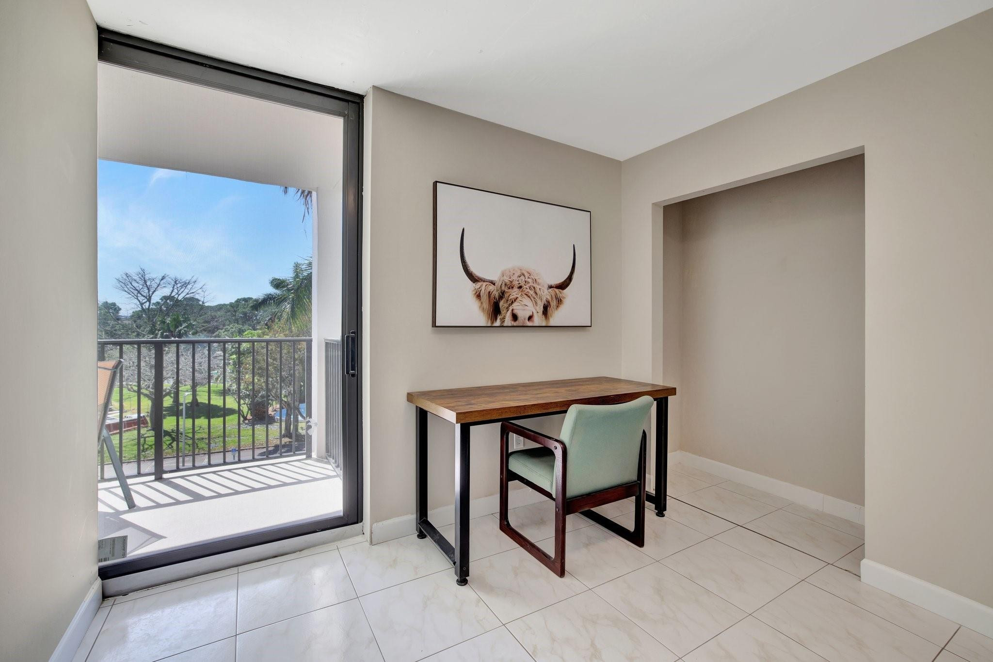 RIVER REACH CONDOMINIUM III - Residential