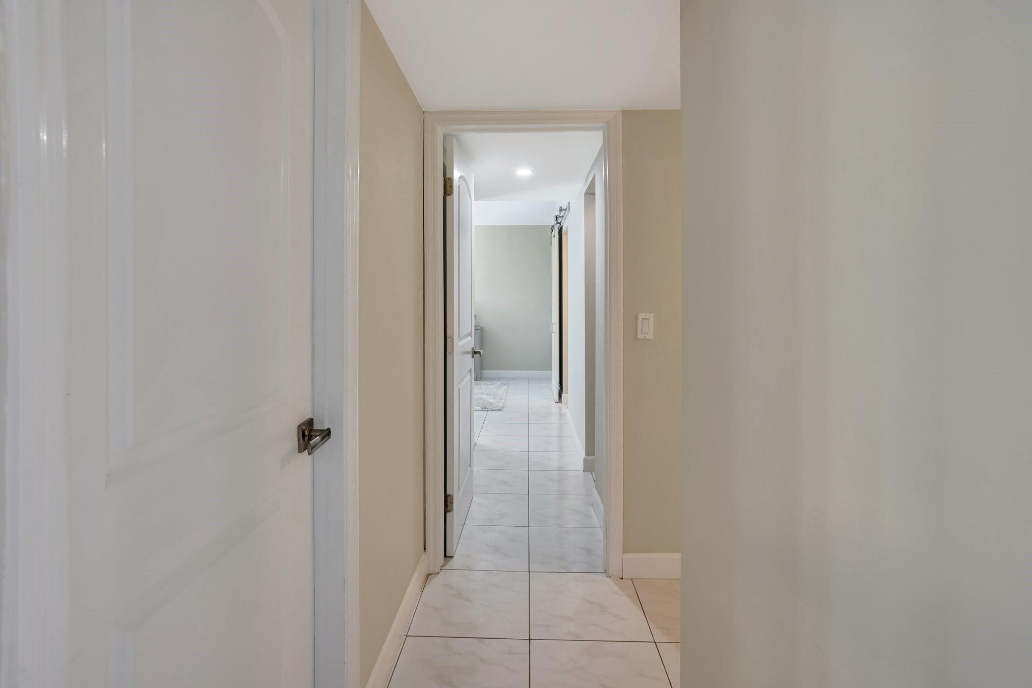 RIVER REACH CONDOMINIUM III - Residential