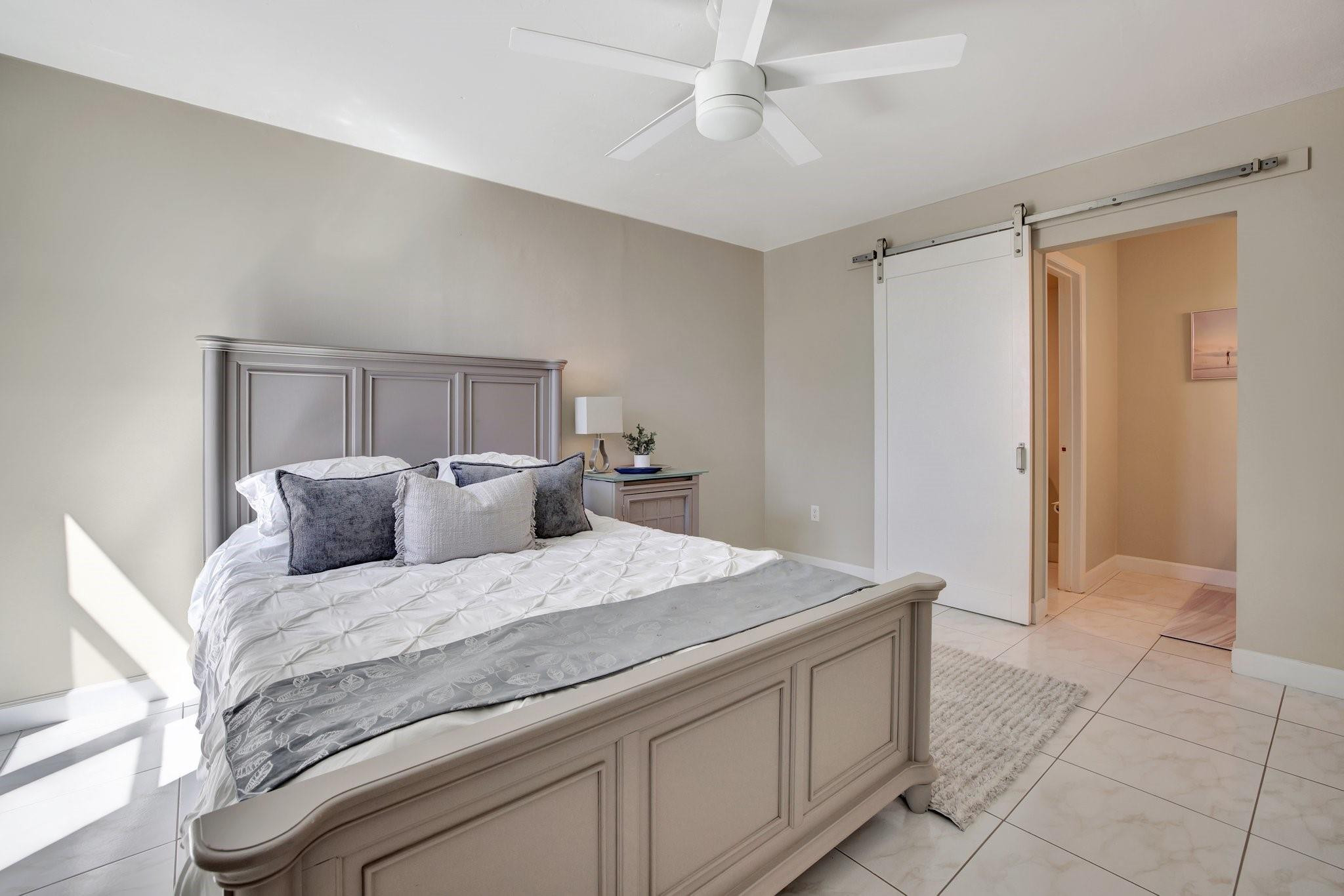 RIVER REACH CONDOMINIUM III - Residential