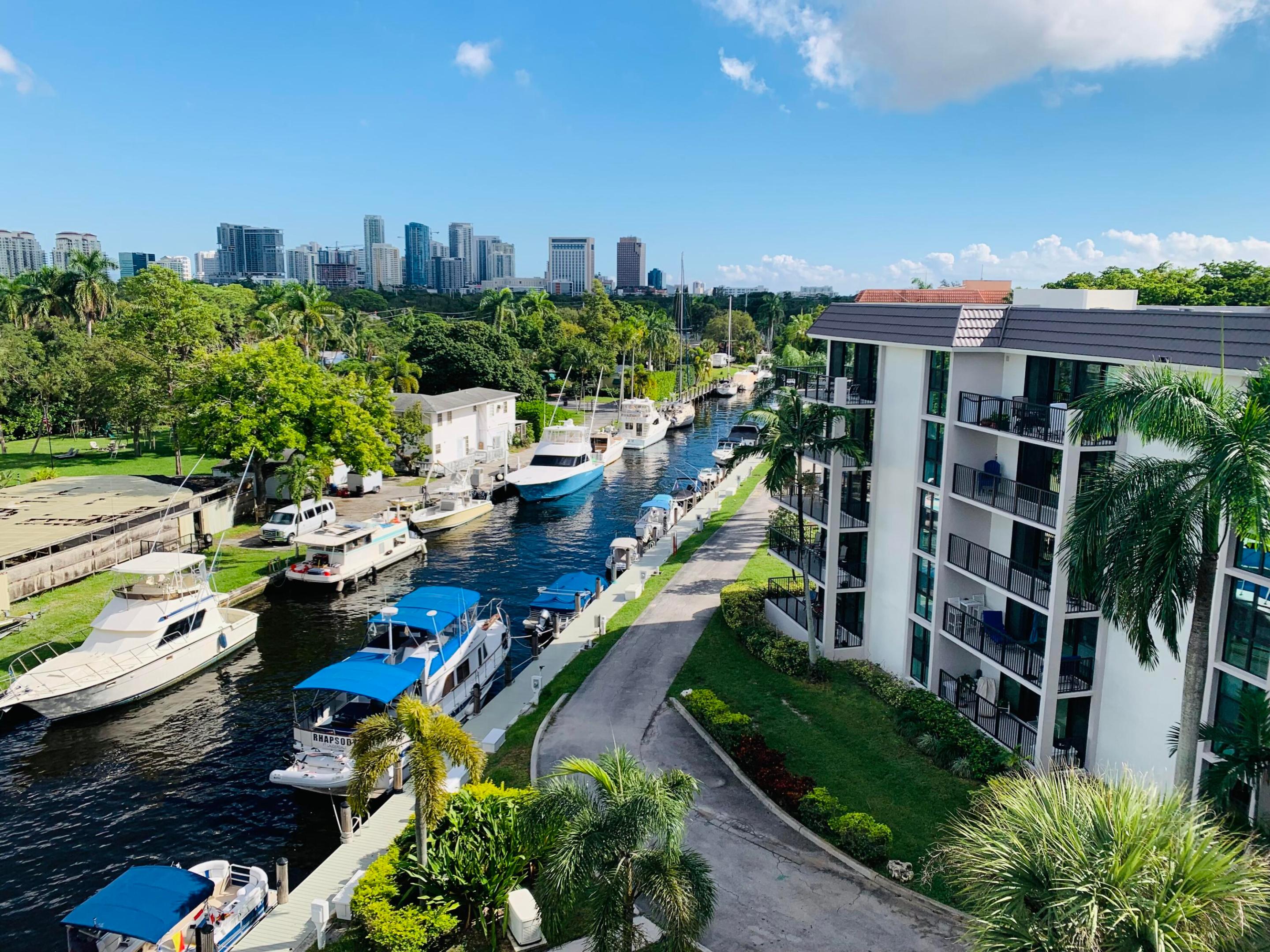 RIVER REACH CONDOMINIUM III - Residential