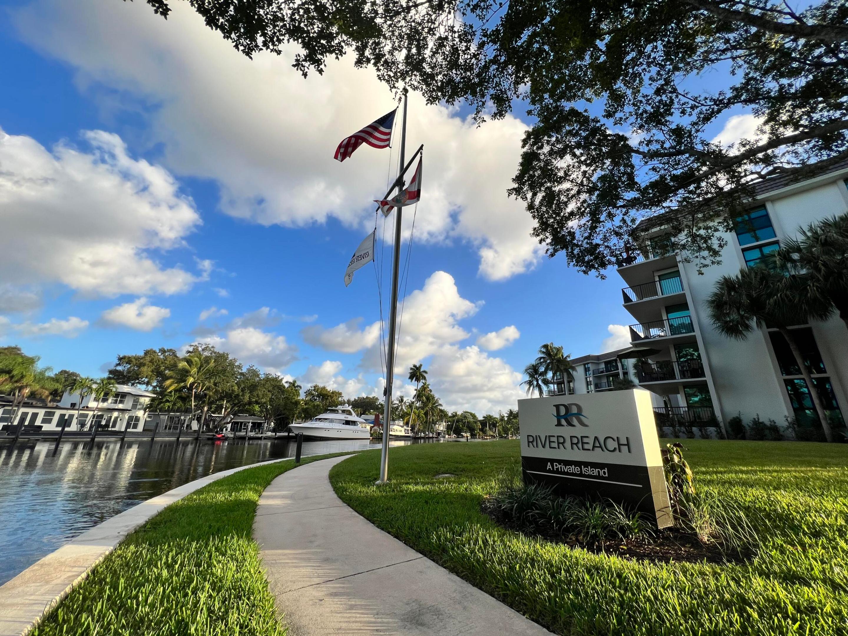 RIVER REACH CONDOMINIUM III - Residential
