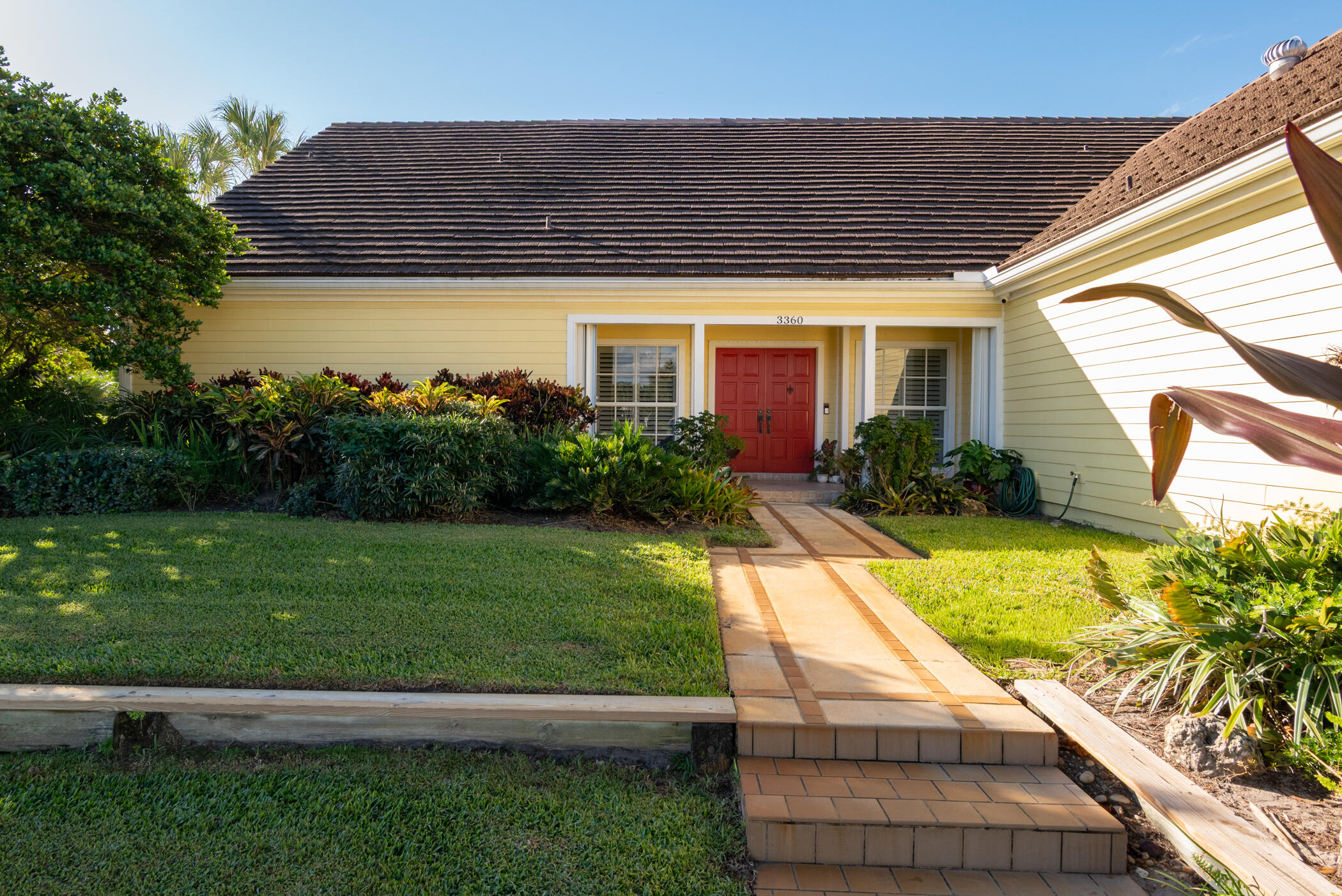 YACHT & COUNTRY CLUB OF STUART - Residential
