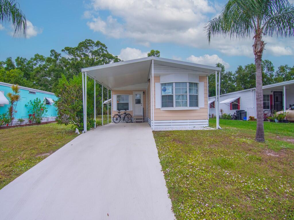 Spanish Lakes Golf Village - Residential
