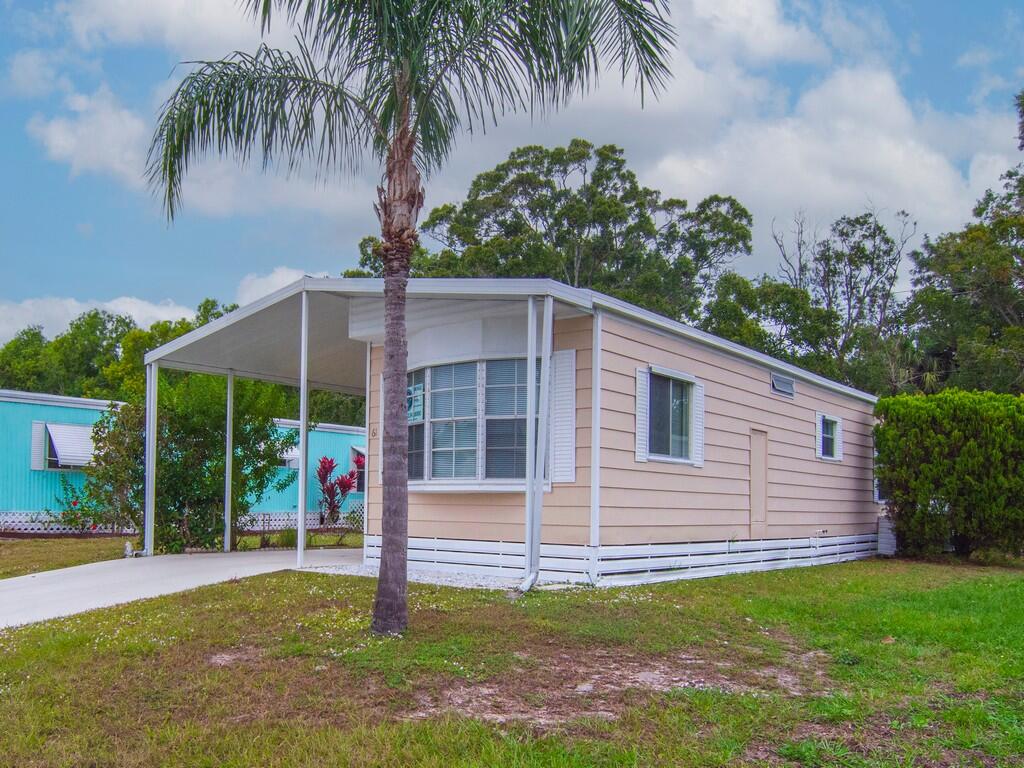Spanish Lakes Golf Village - Residential