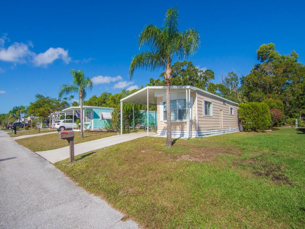 Spanish Lakes Golf Village - Residential