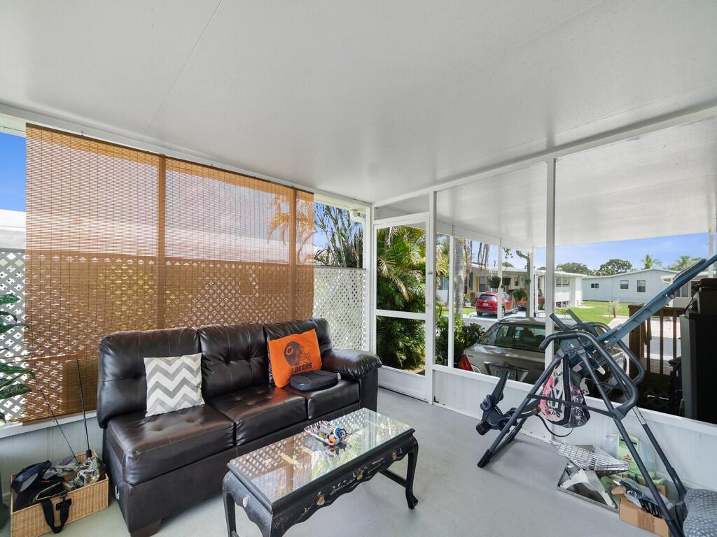 Pinelake Gardens & Estates - Residential