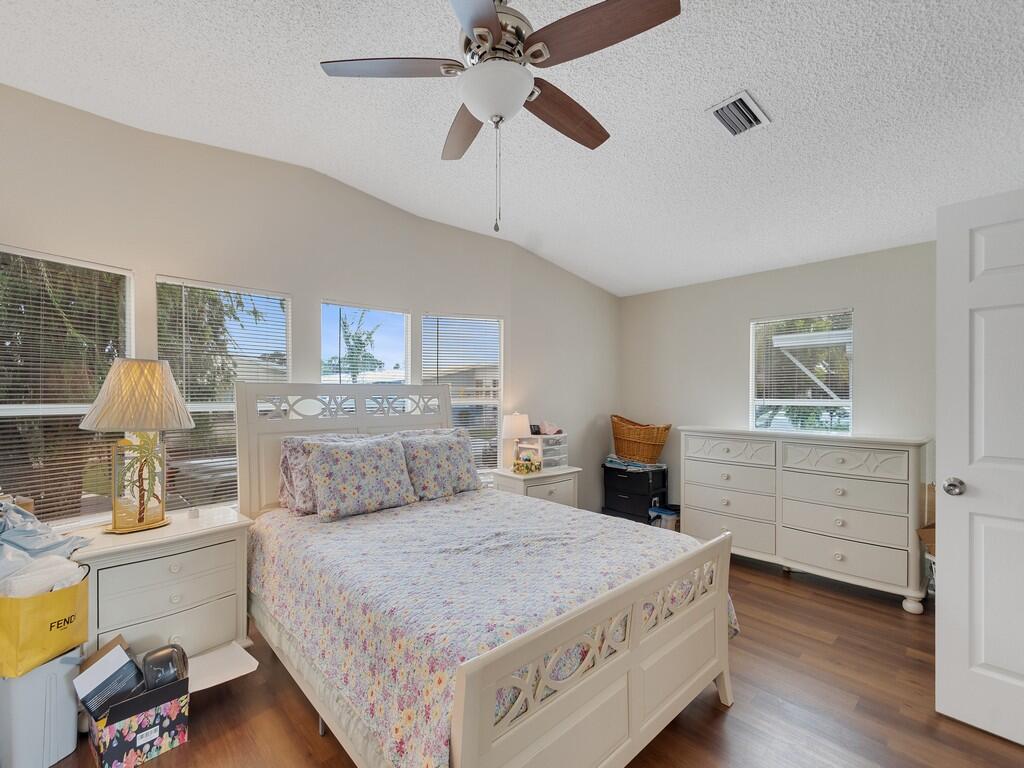 Pinelake Gardens & Estates - Residential