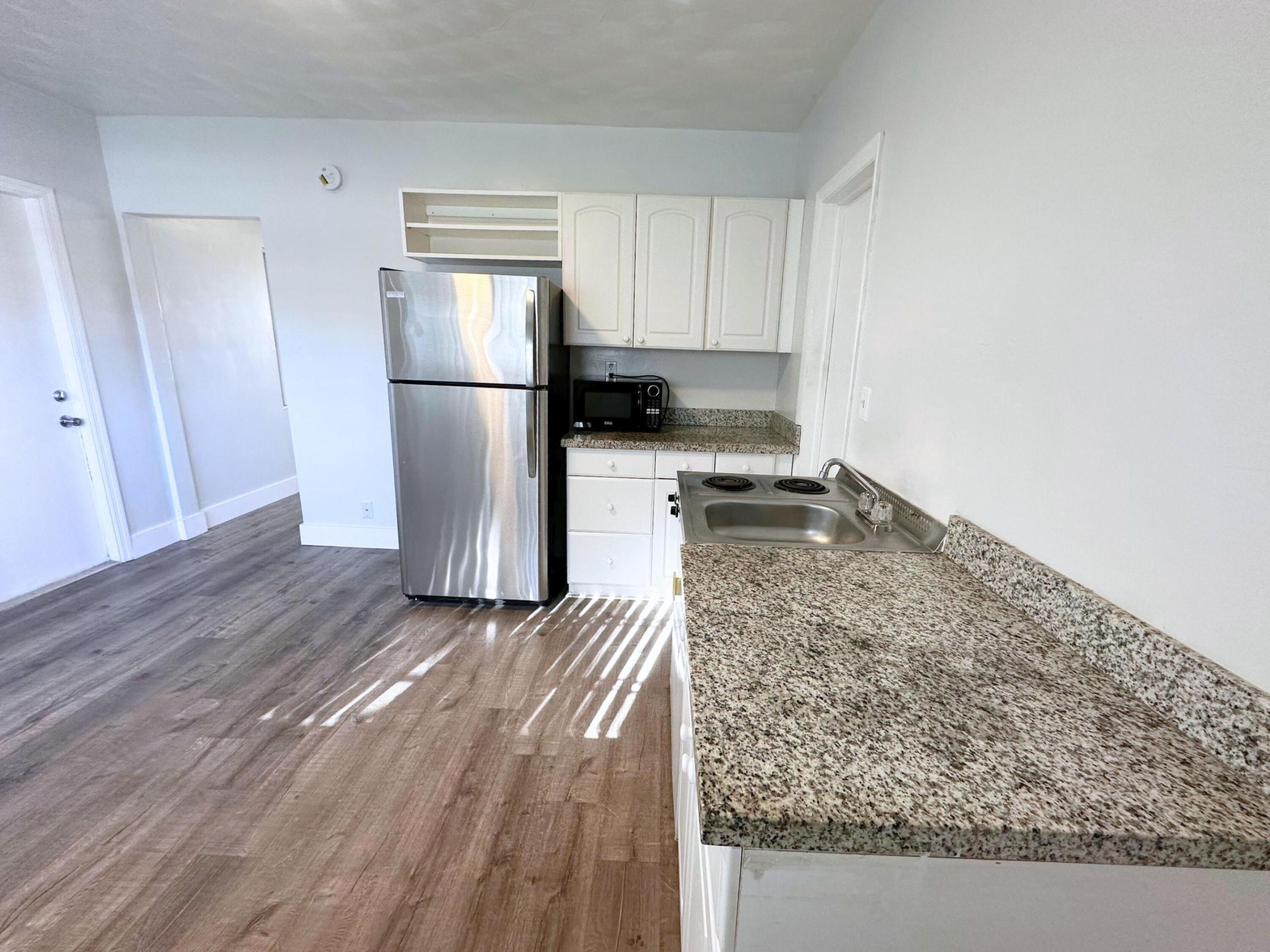 VICTORIA PARK CORR AMEN PLAT - Residential Lease