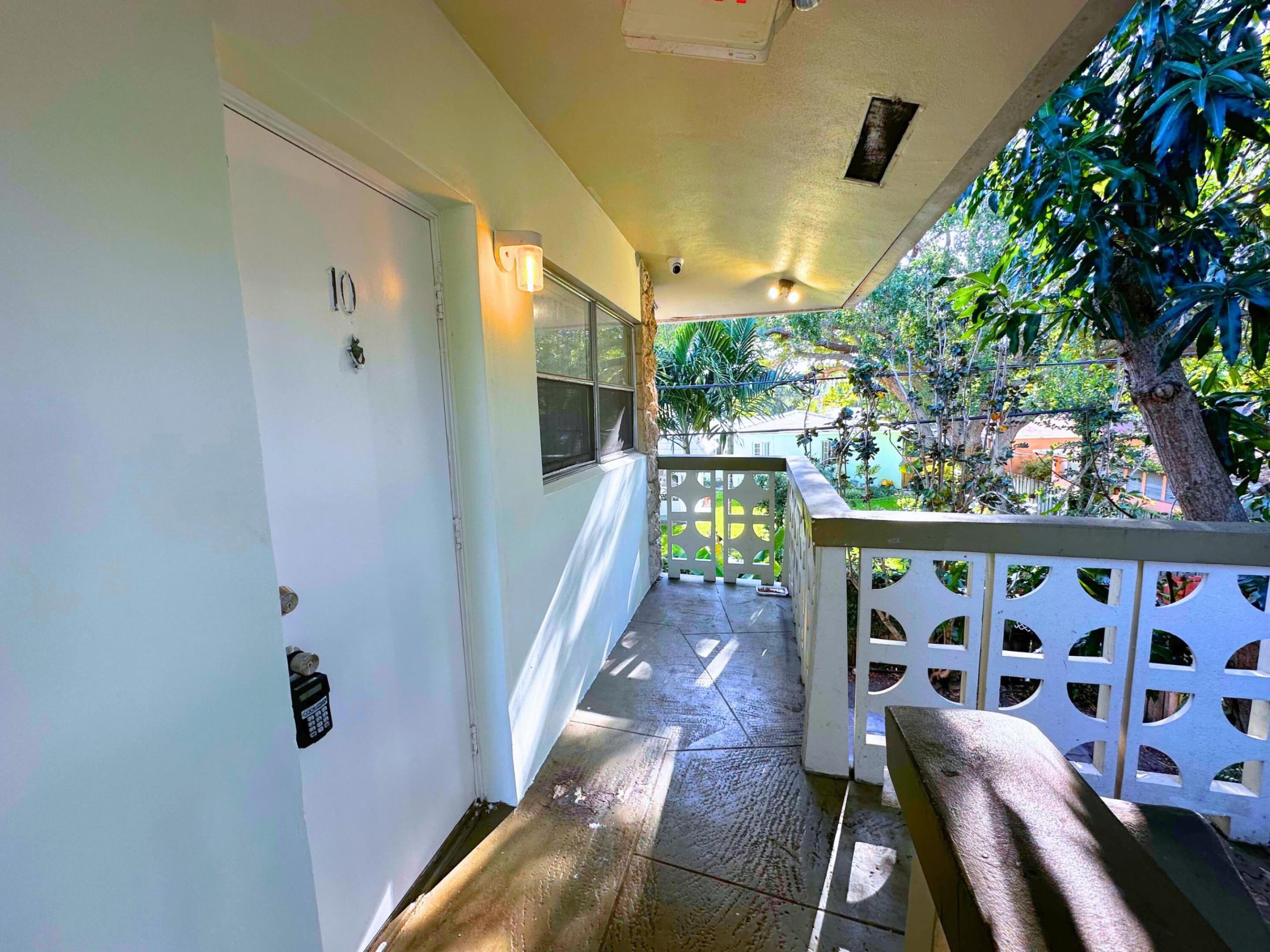 VICTORIA PARK CORR AMEN PLAT - Residential Lease