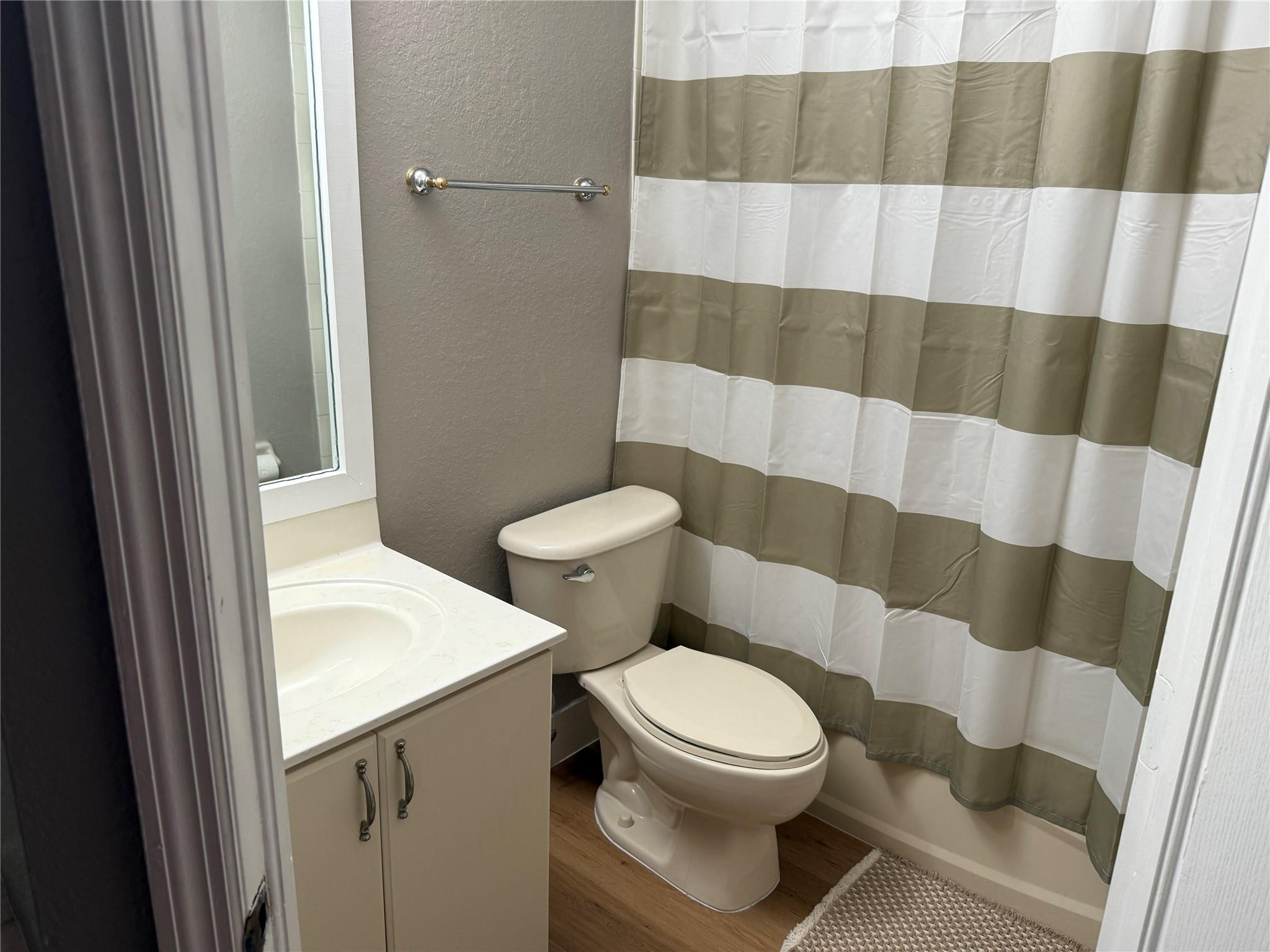CENTURY PARK CONDO NO 2 - Residential Lease