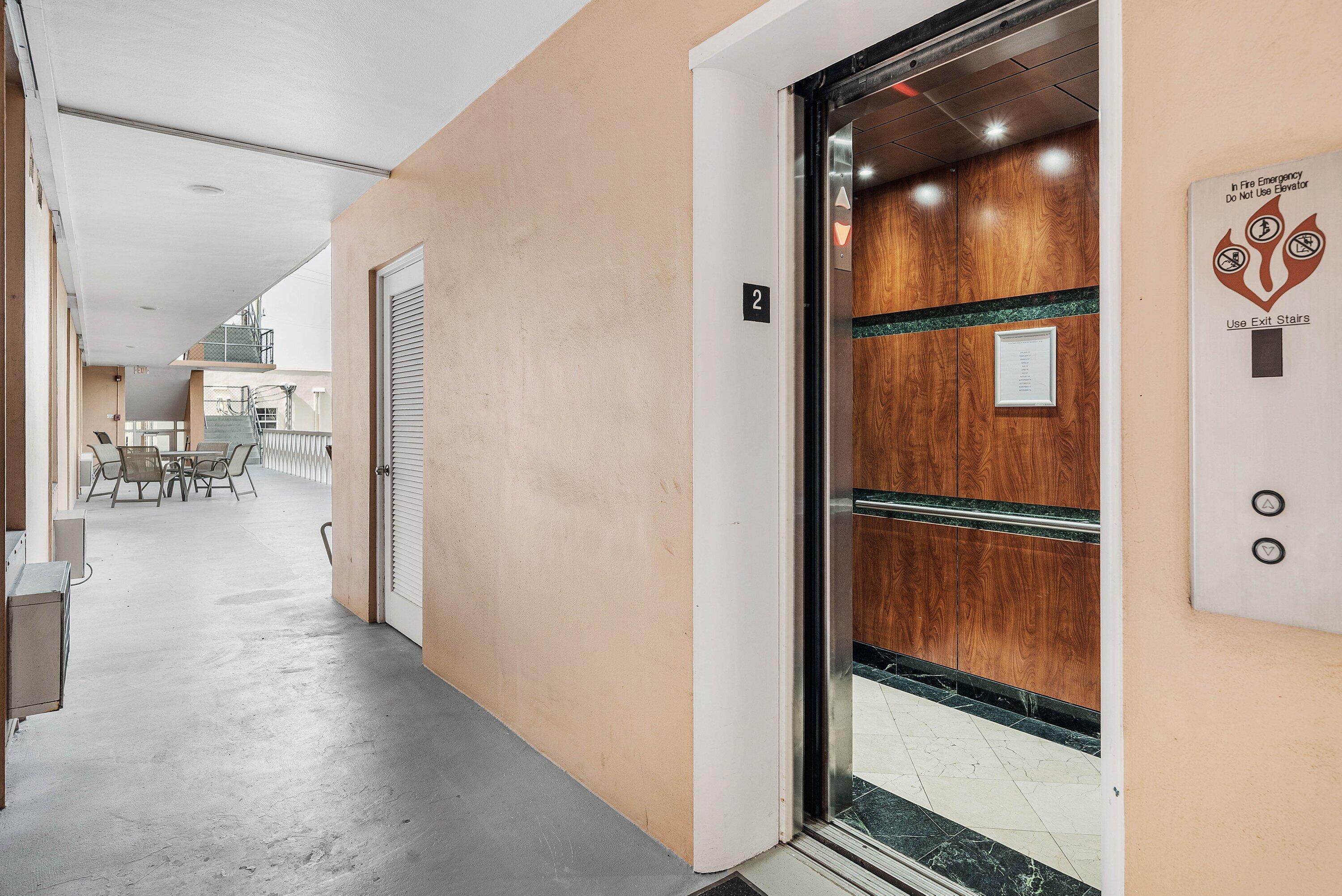 GULFSTREAM CONDO - Residential