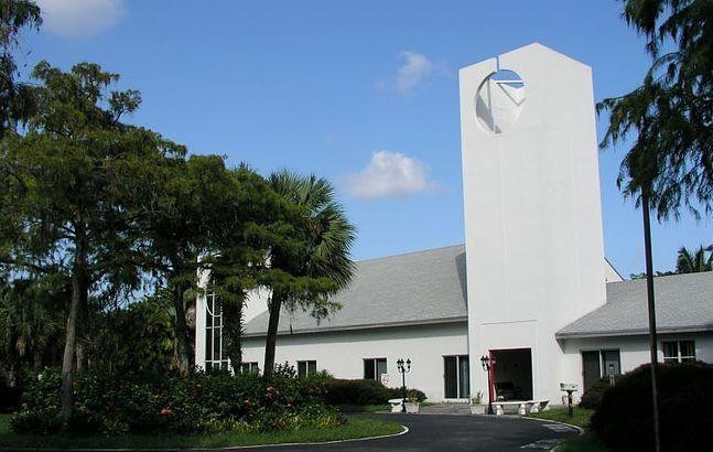 COME AND GROW YOUR MINISTRY HERE, A BEAUTIFUL CHURCH WAITING FOR YOUR CONGREGATION TO WORSHIP, WITH A VAULTED CEILING, CLIMATE CONTROL, POLISHED CONCRETE FLOORS, AND A RAISED STAGE AND PLATFORMS.MANY OFFICES AVAILBLE AS PART OF THE CHURCH ARE USED AS A SCHOOL. IT IS ZONED AS A COMUNITY FACILITY AND IT SITS ON CLOSE TO 4 ACRES. ALSO, ACCORDING TO THE CITY ZONING IT COULD BE USED AS A LOW-DENSITY GARDEN APARTAMENTS OR TOWNHOMES (10 PER ACRE). THERE ARE ENDLESS POSSIBLITIES.SELLER PREFERS LONG CLOSING. MORE PICTURES COMING SOON.