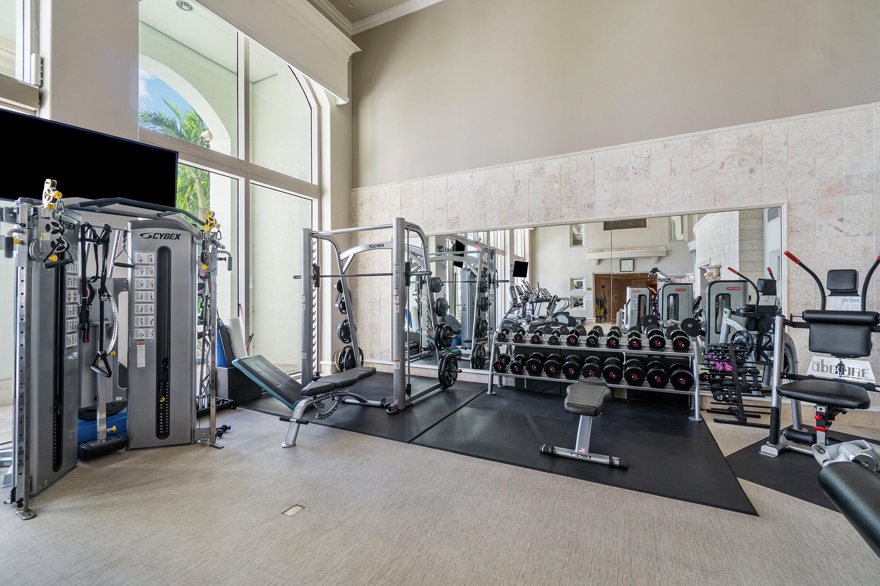 MIZNER GRAND CONDO - Residential