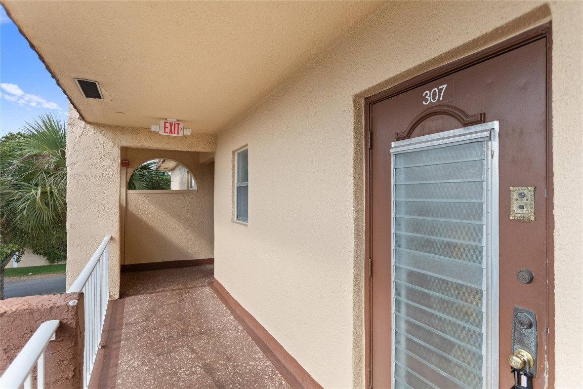 sunrise lakes phase 3 - Residential