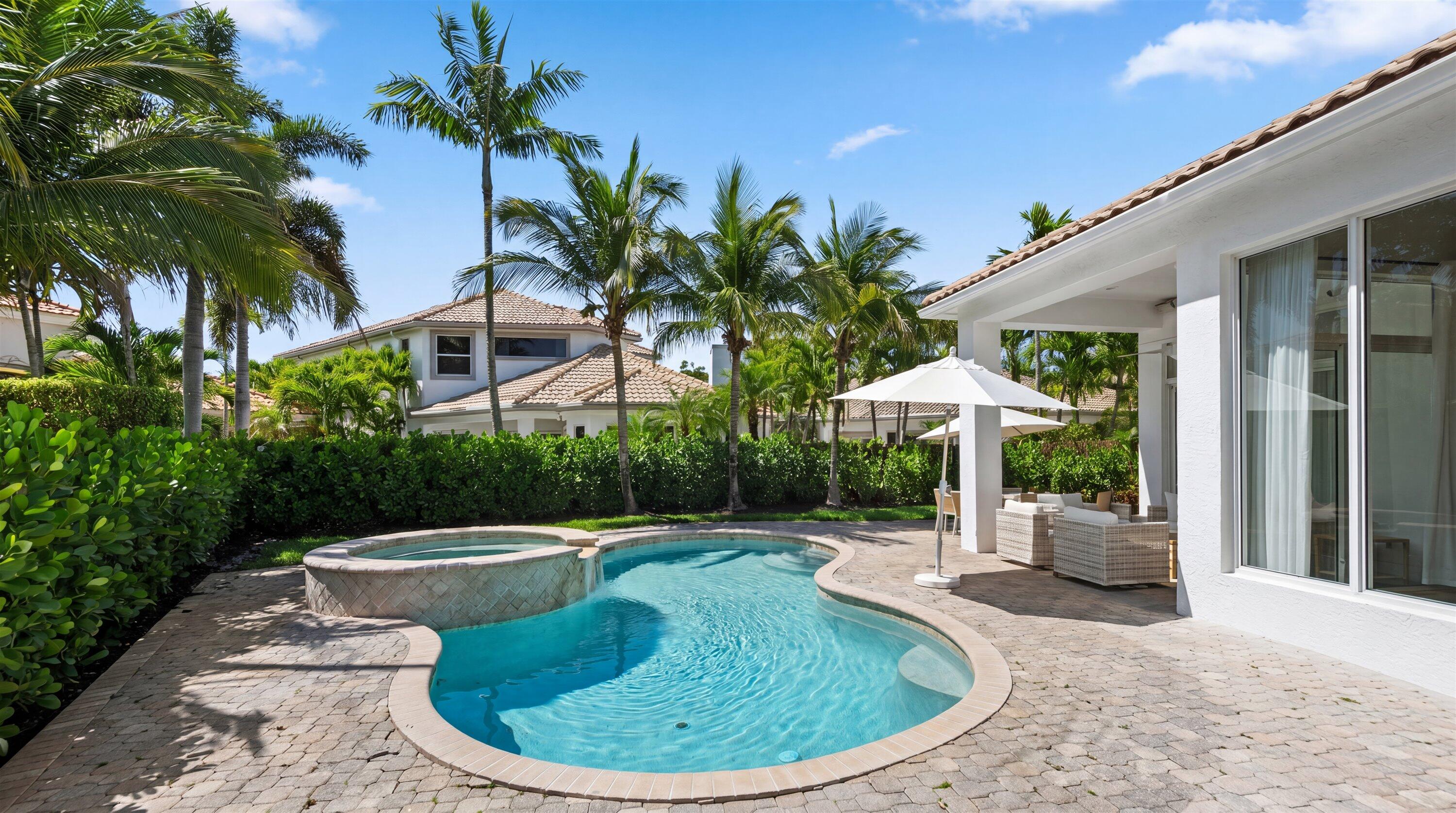 Eagles Landing Of P B Polo And Country Club Wellin - Residential
