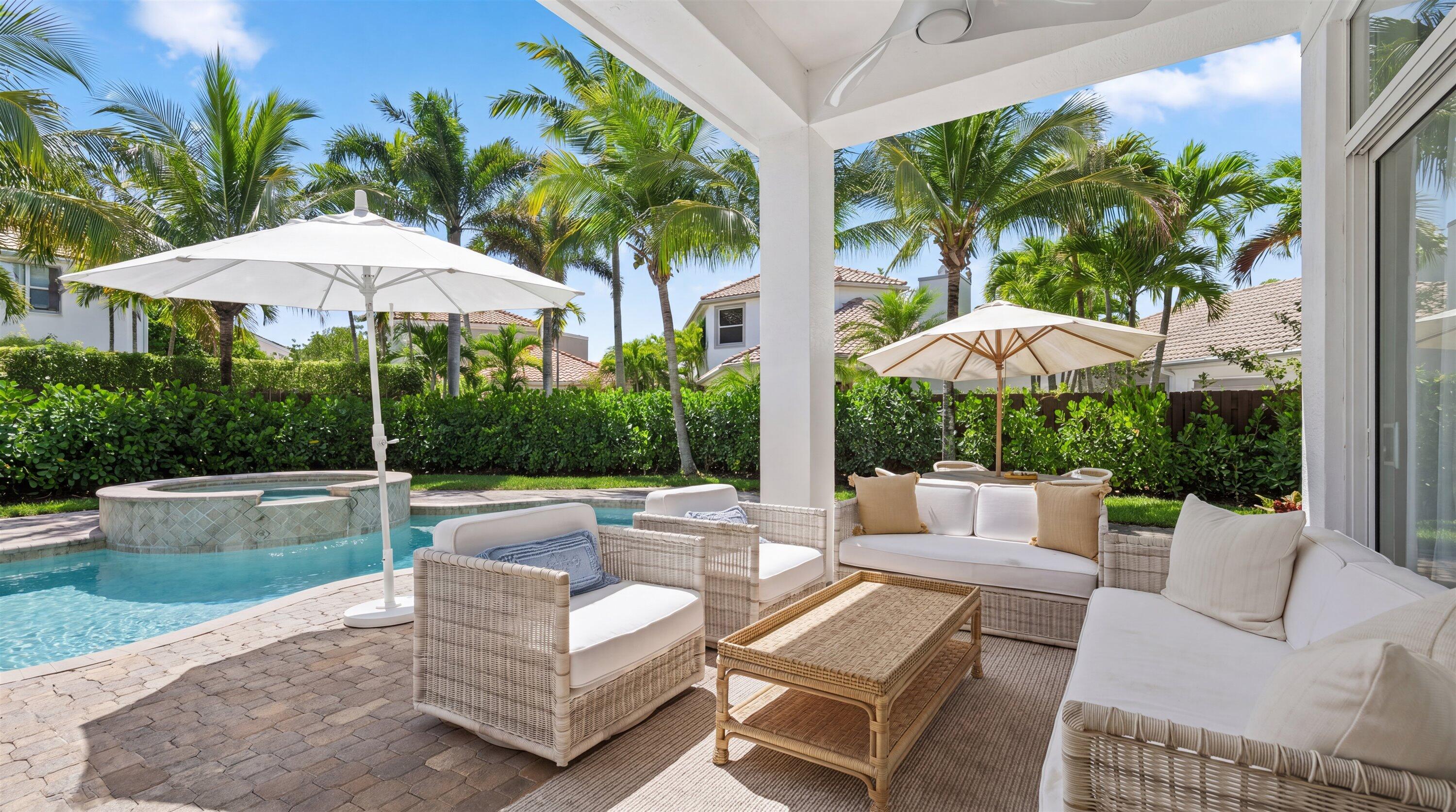 Eagles Landing Of P B Polo And Country Club Wellin - Residential