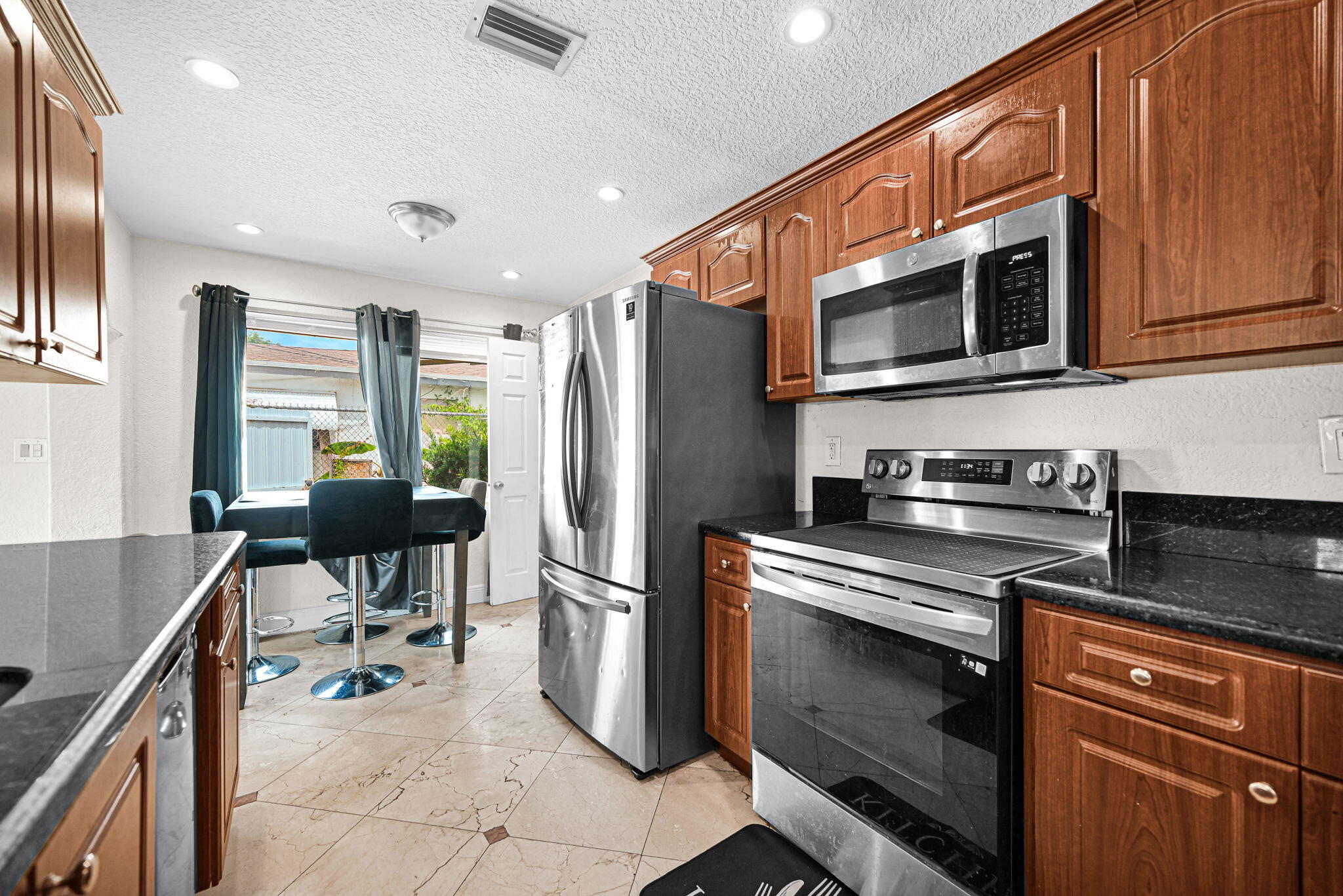 LAUDERDALE LAKES NORTHGATE SEC 6 - Residential